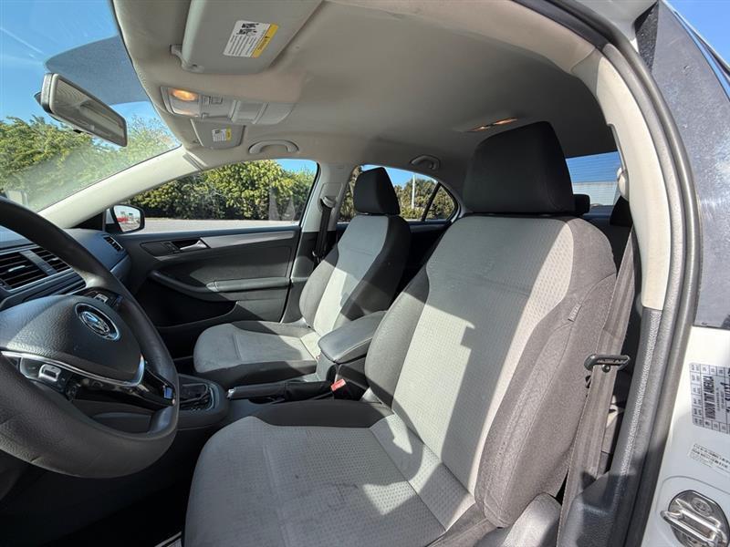 Volkswagen Jetta 1.4T S 6A - Thumbnail 8