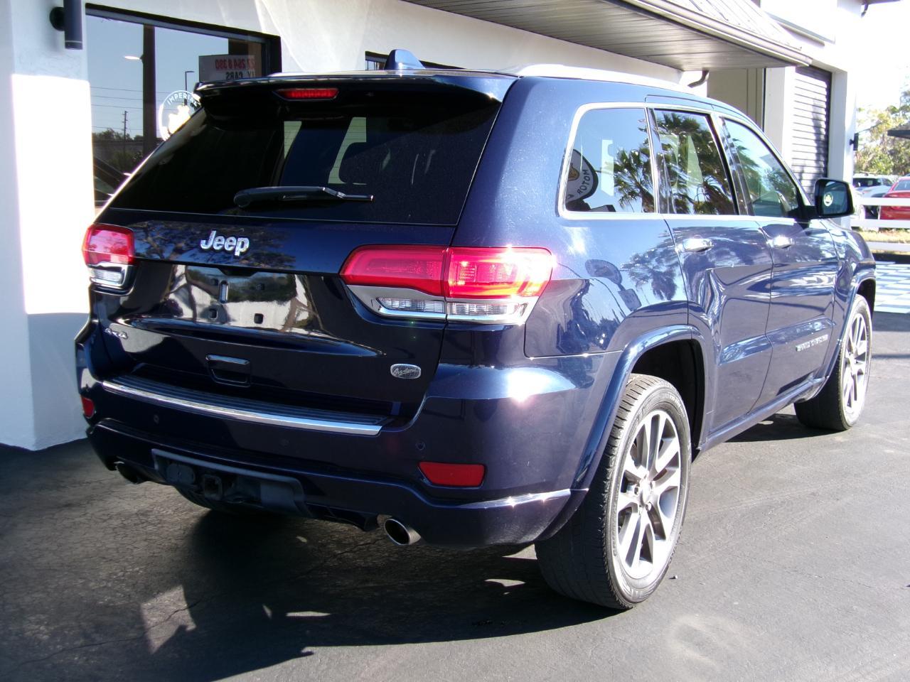 Jeep Grand Cherokeeoverland 4Wd - Thumbnail 17