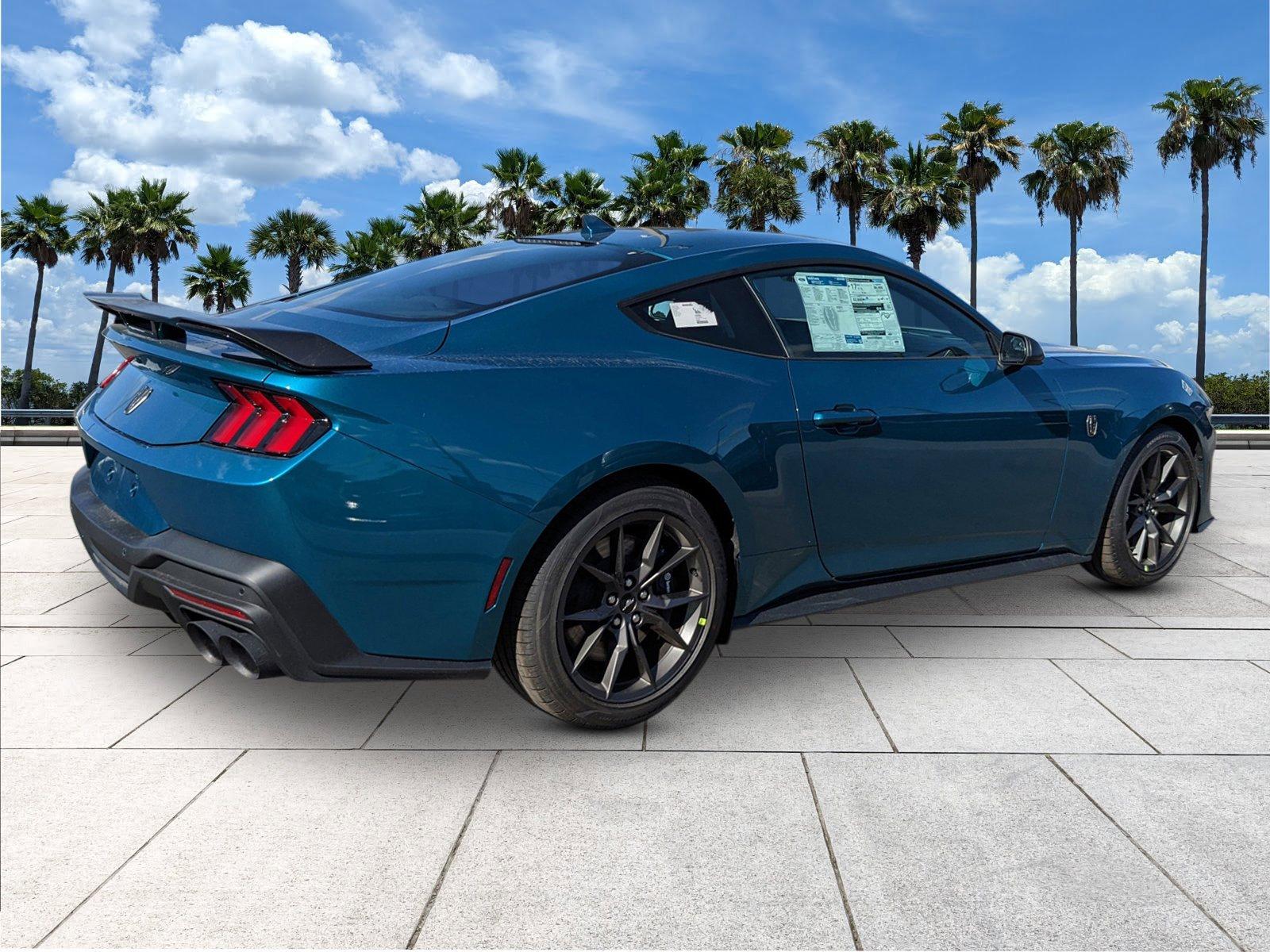 Ford Mustang Dark Horse - Thumbnail 10