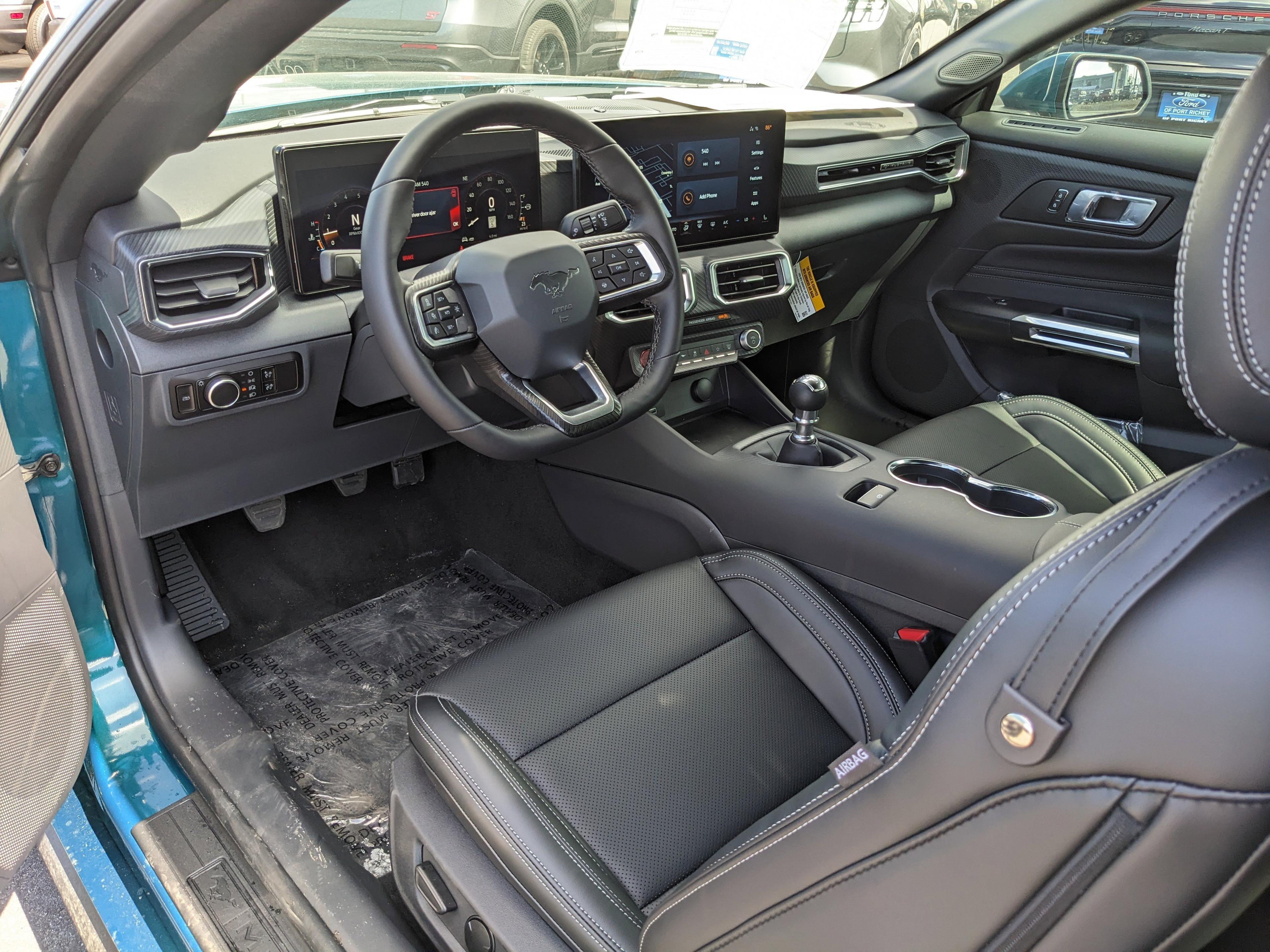 Ford Mustang Gt Premium - Thumbnail 14