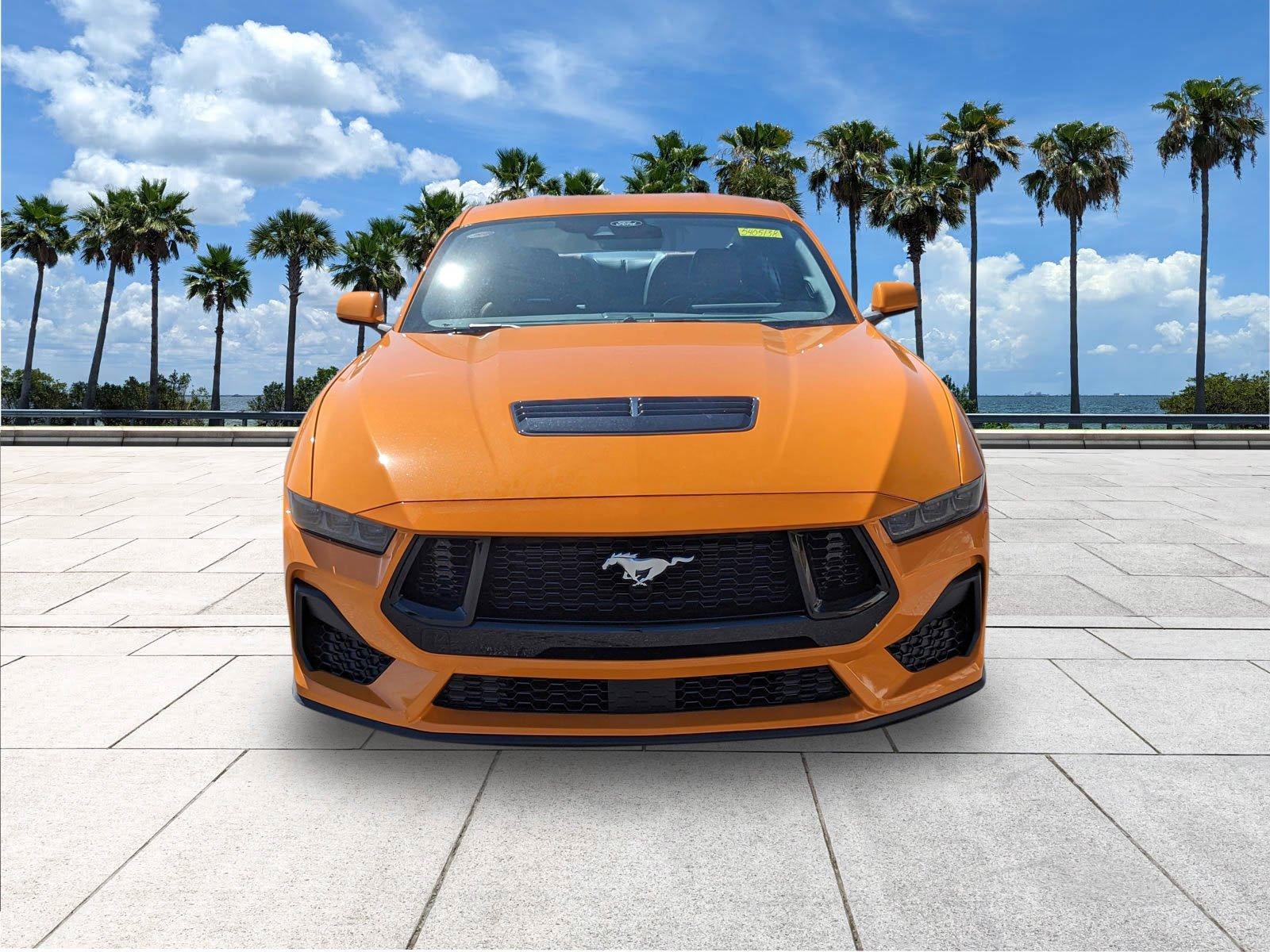 Ford Mustang Gt Premium - Thumbnail 4