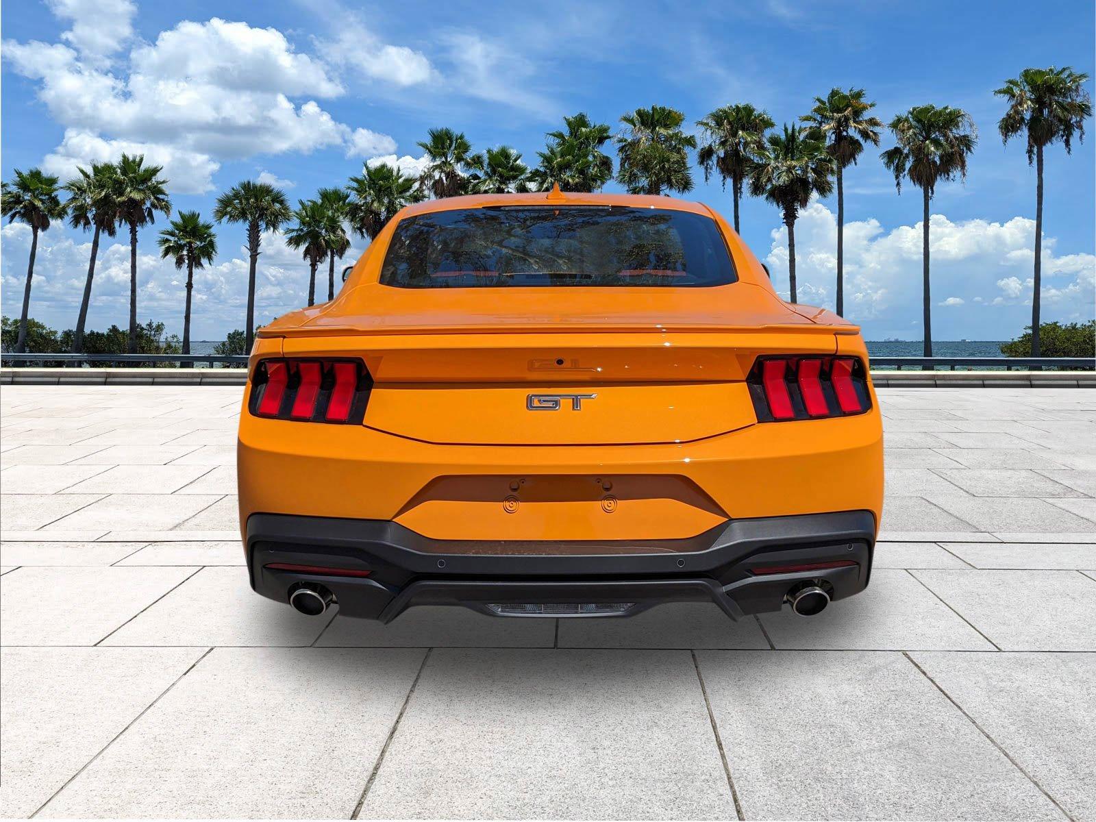 Ford Mustang Gt Premium - Thumbnail 8
