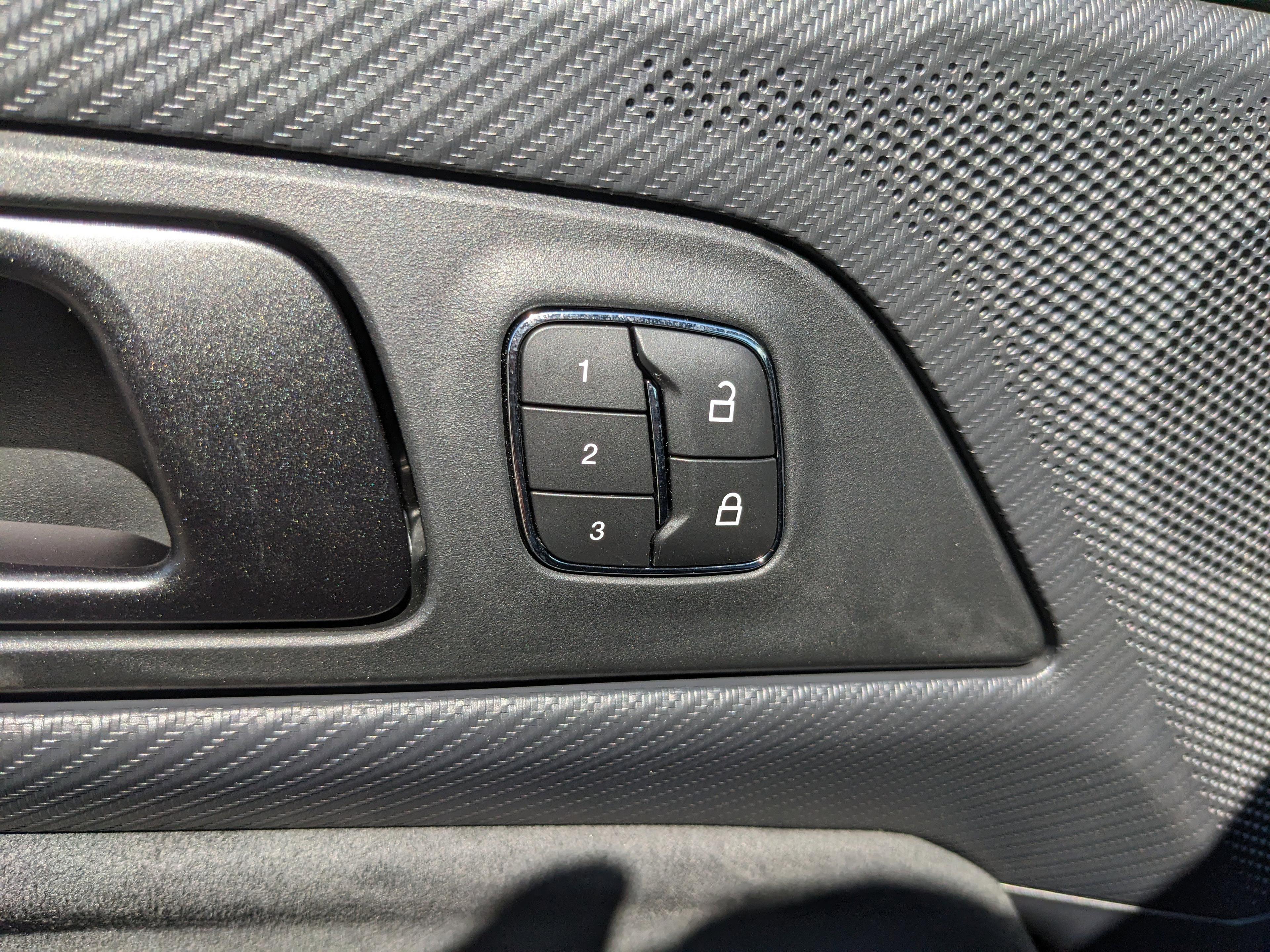 Ford Mustang Dark Horse - Thumbnail 19