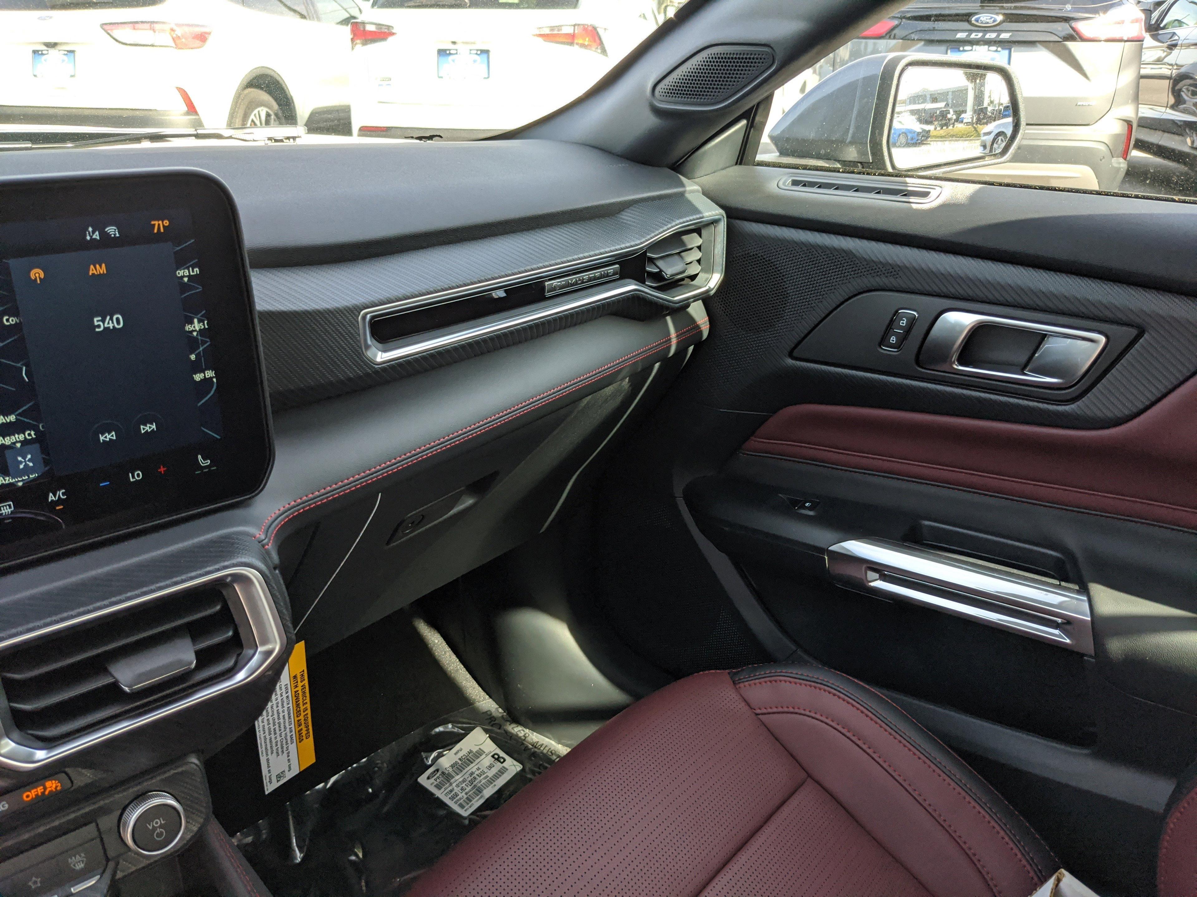 Ford Mustang Gt Premium - Thumbnail 16