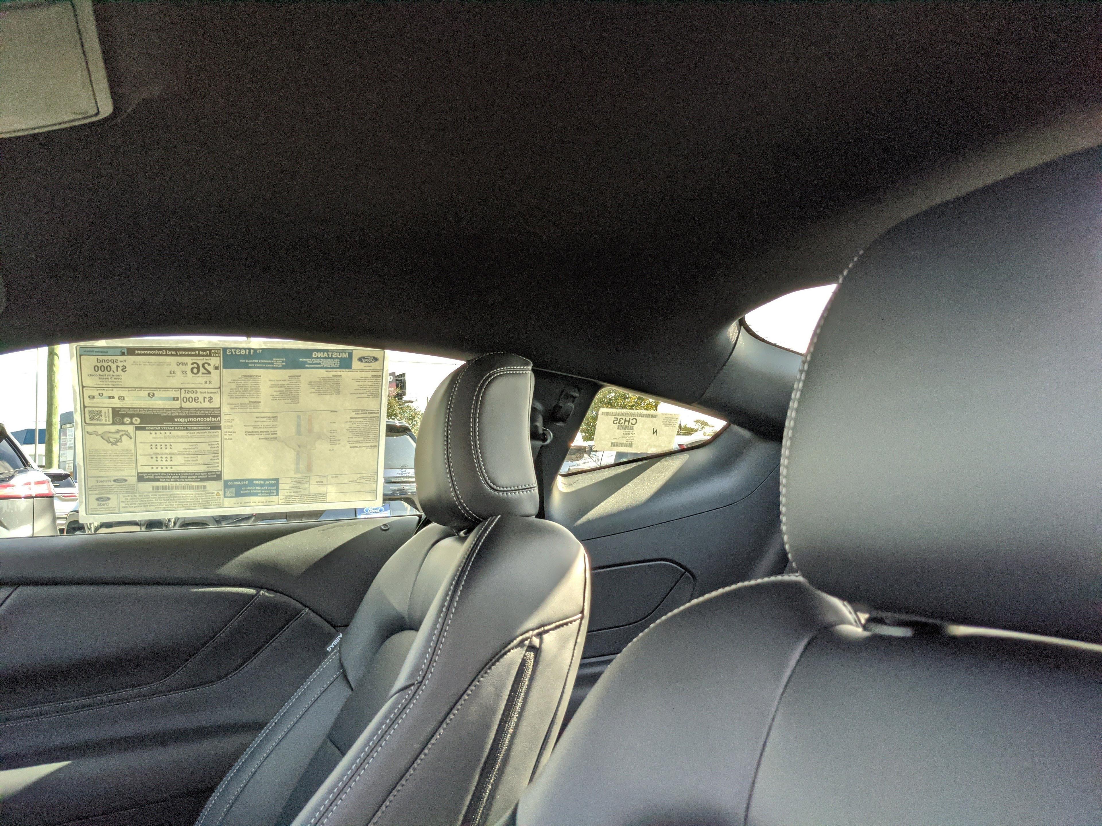 Ford Mustang Ecoboost Premium - Thumbnail 20