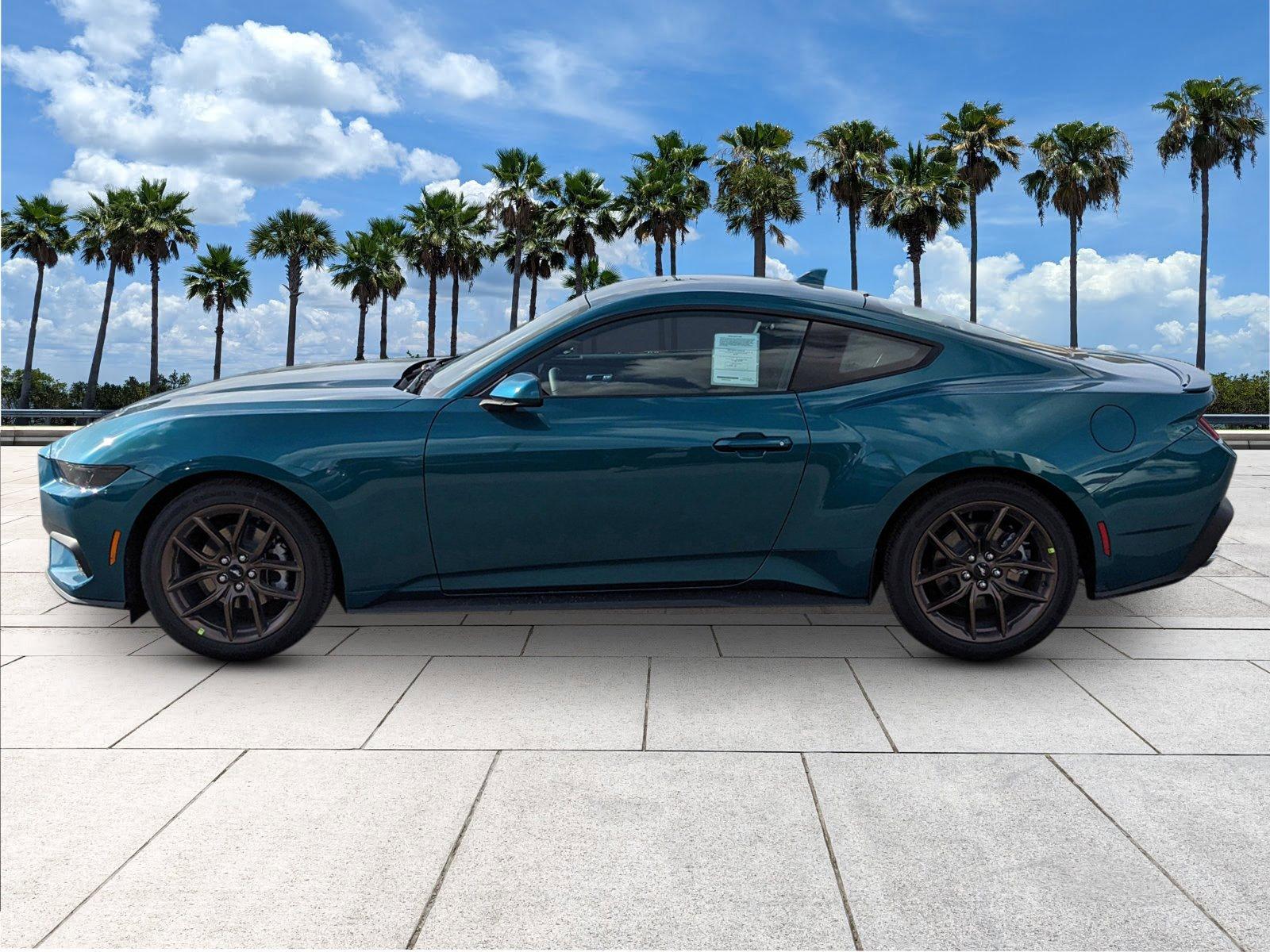 Ford Mustang Ecoboost - Thumbnail 6