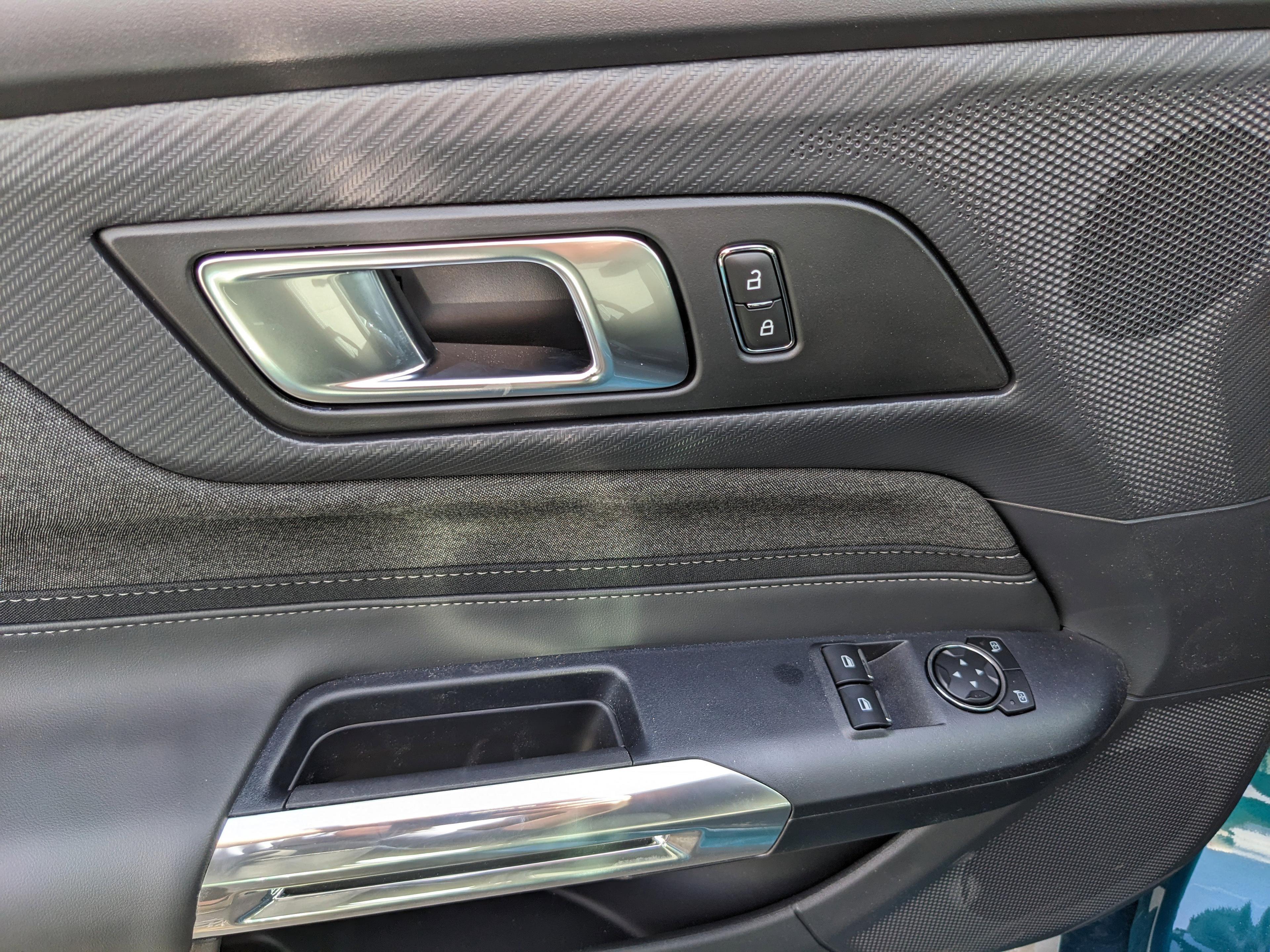 Ford Mustang Ecoboost - Thumbnail 18