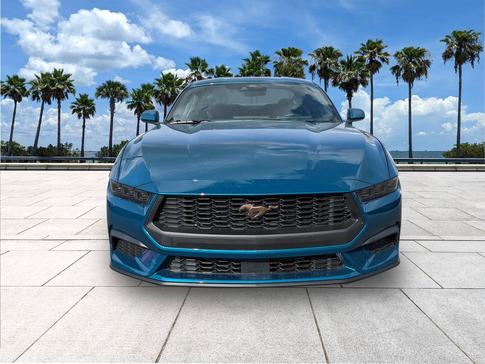 Ford Mustang Ecoboost - Thumbnail 4