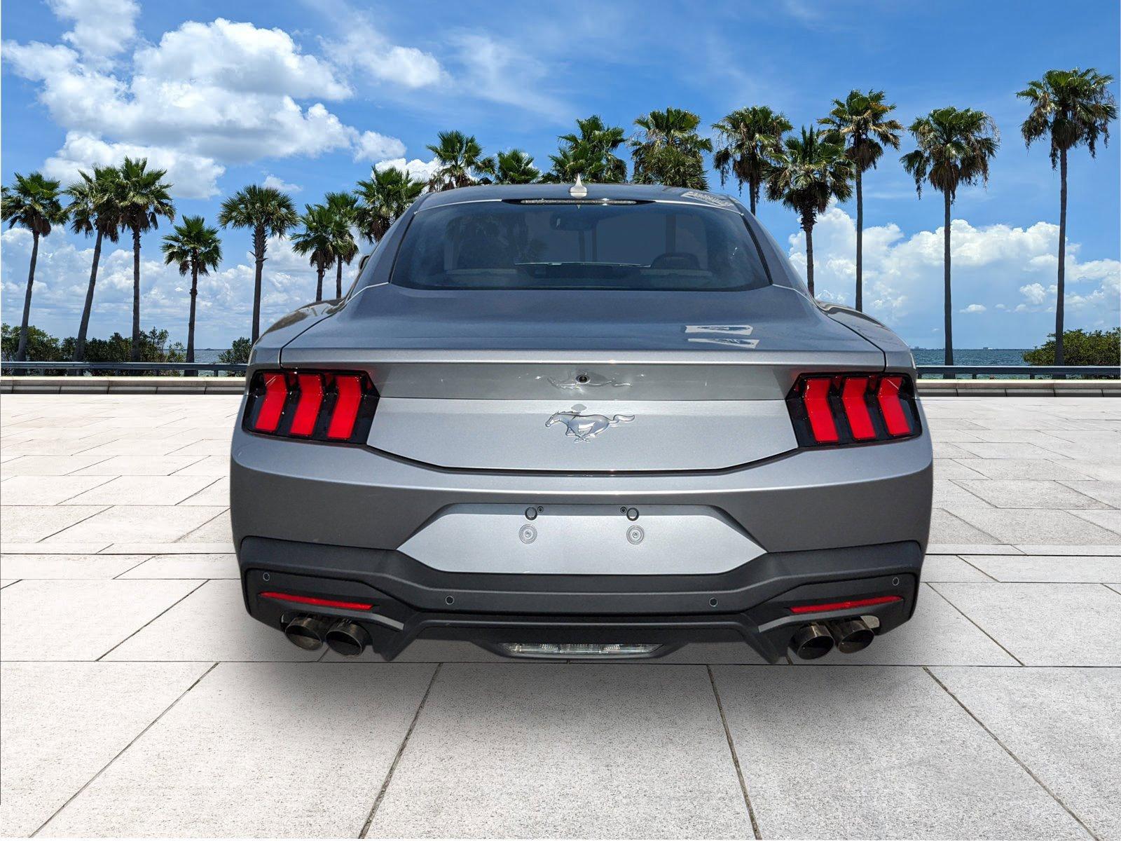 Ford Mustang Ecoboost - Thumbnail 8