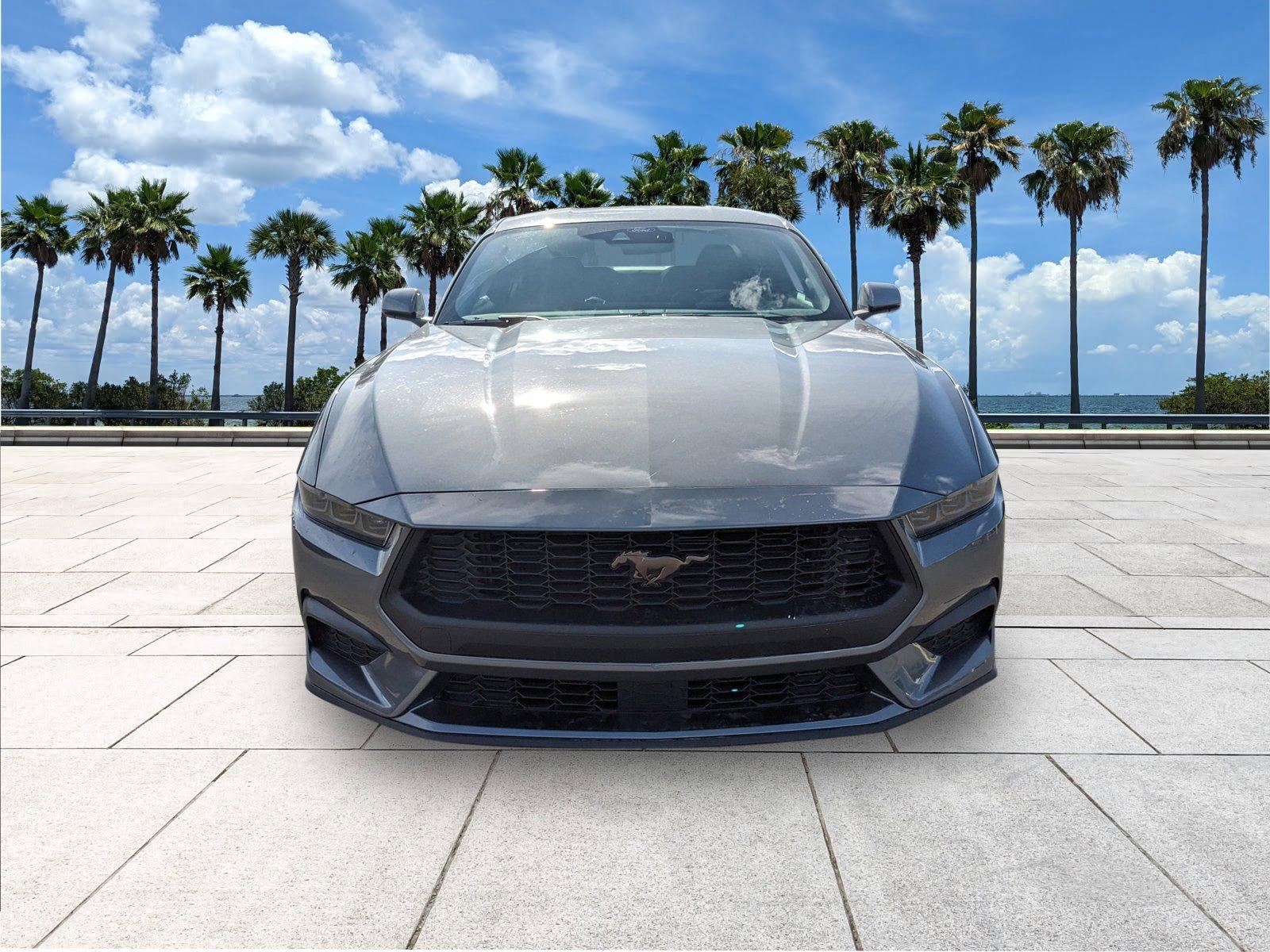 Ford Mustang Ecoboost - Thumbnail 4