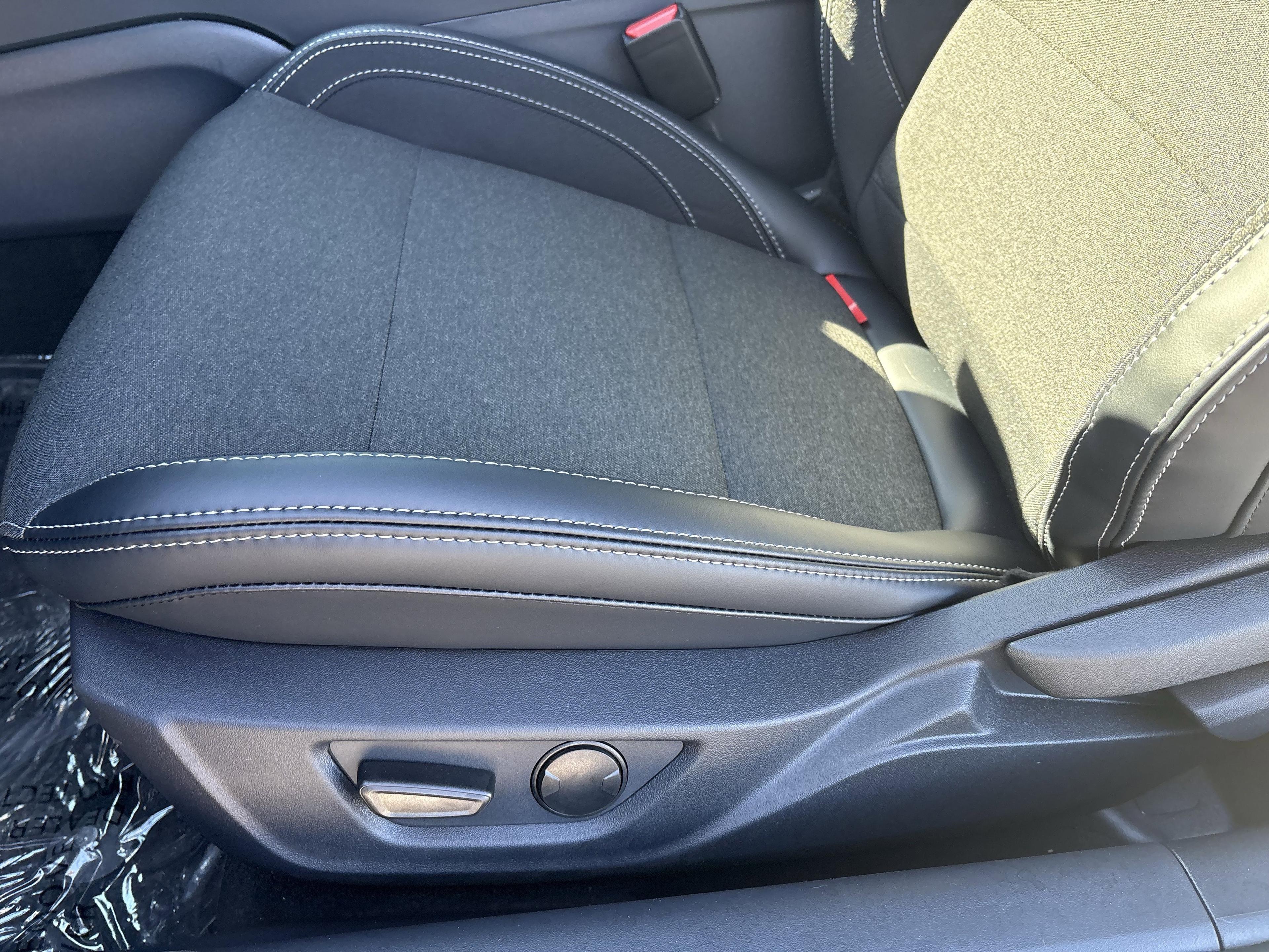 Ford Mustang Ecoboost - Thumbnail 19