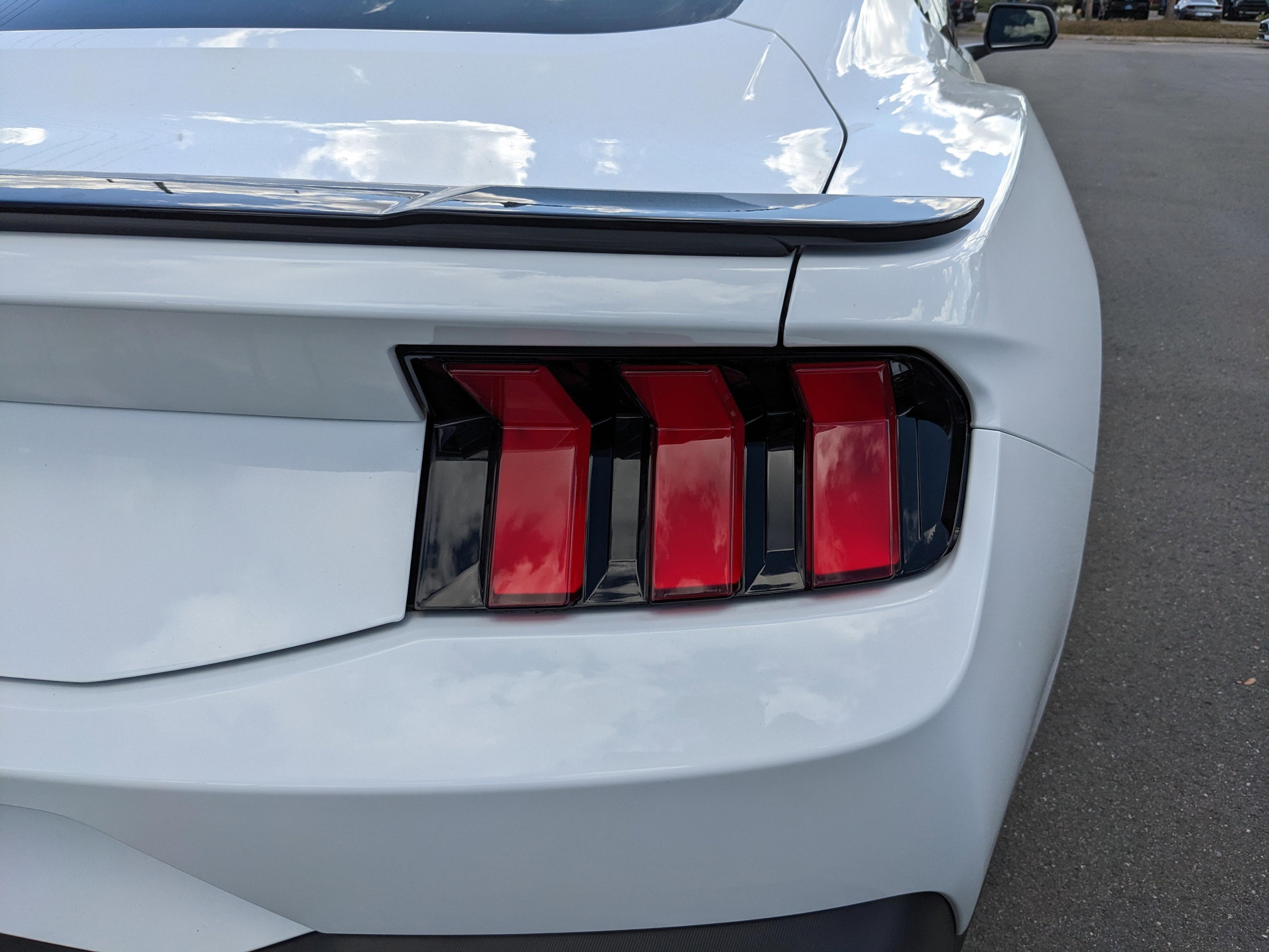 Ford Mustang Ecoboost - Thumbnail 12