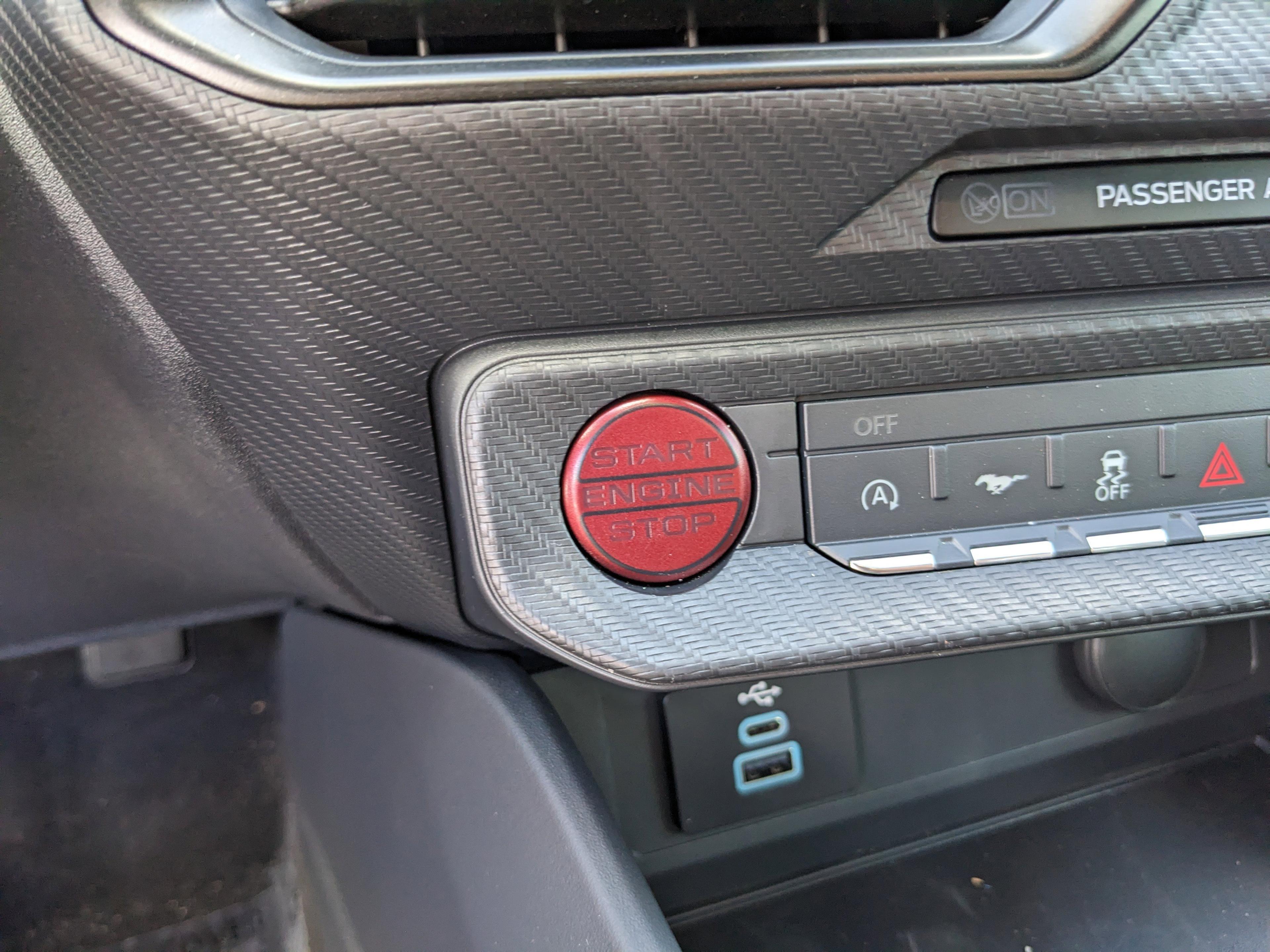 Ford Mustang Ecoboost - Thumbnail 20