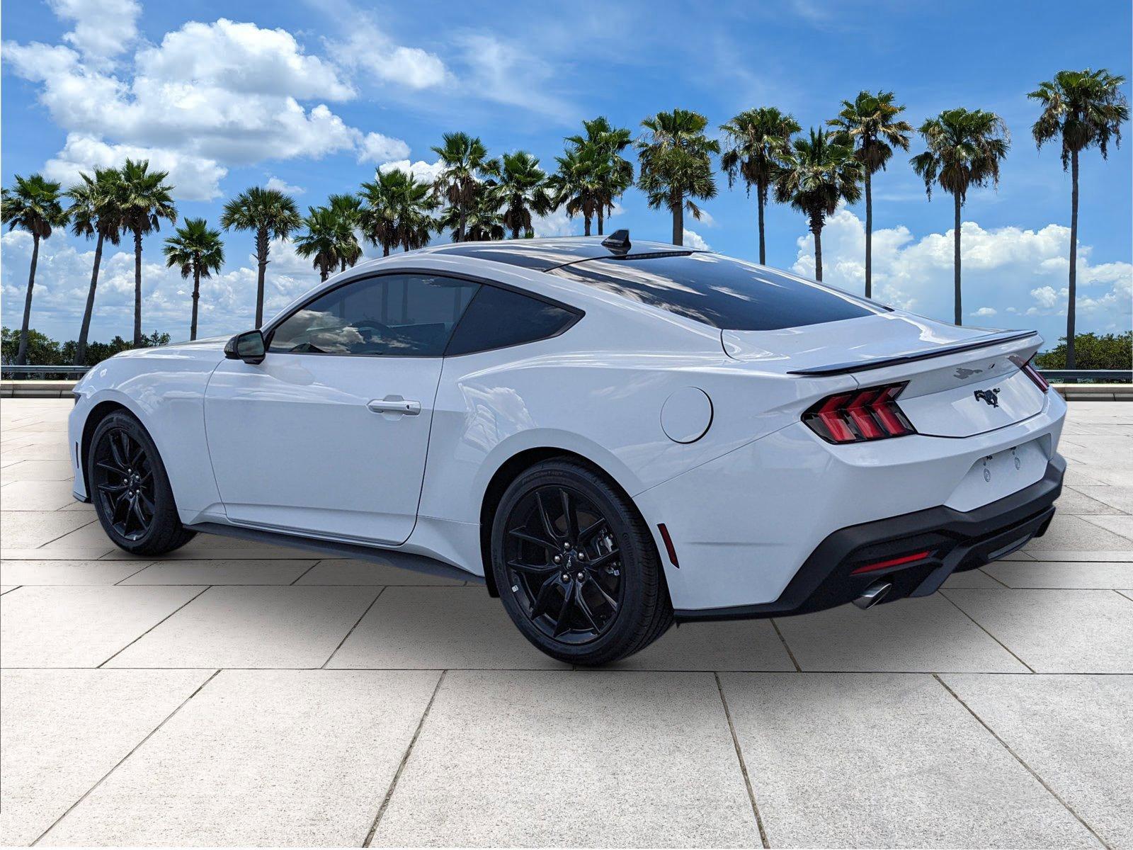 Ford Mustang Ecoboost - Thumbnail 7