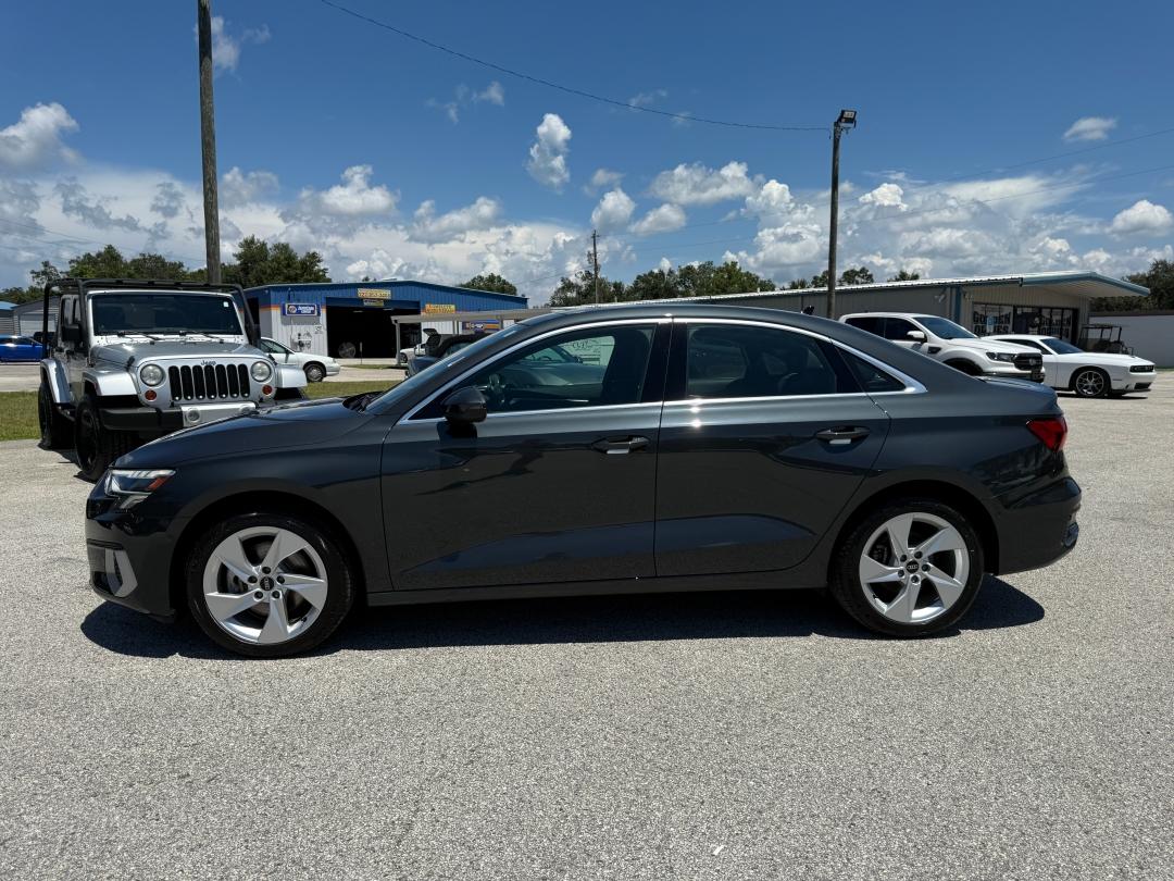 Audi A3 Premium - Thumbnail 2