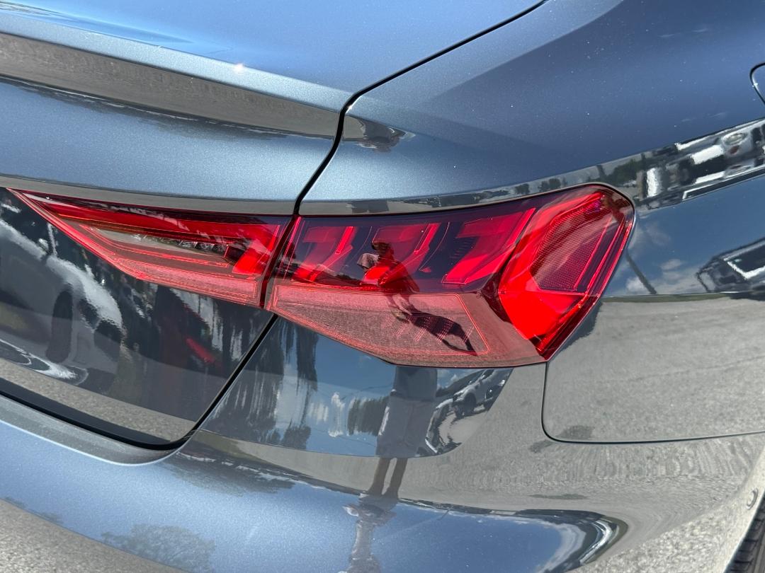 Audi A3 Premium - Thumbnail 6