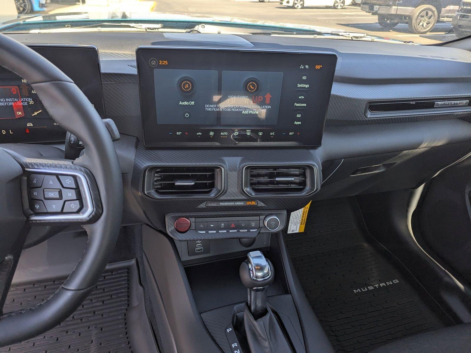 Ford Mustang Ecoboost Rwd Fastback - Thumbnail 13