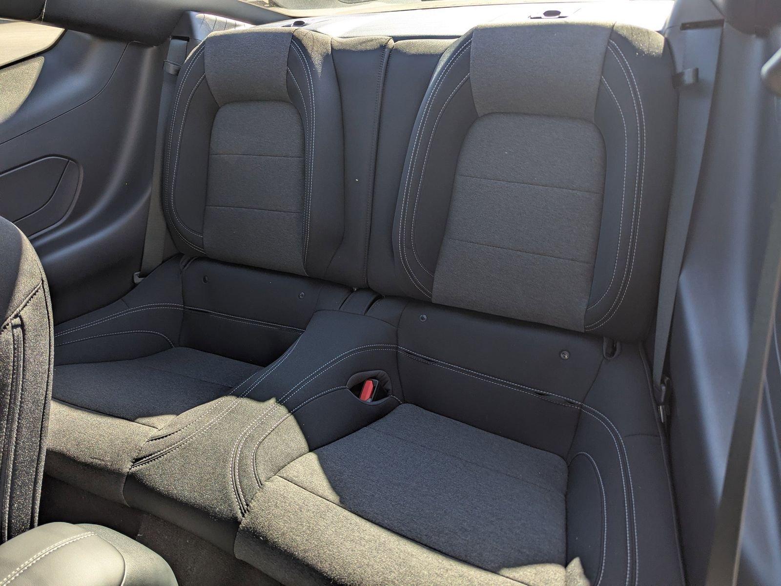 Ford Mustang Ecoboost Rwd Fastback - Thumbnail 14