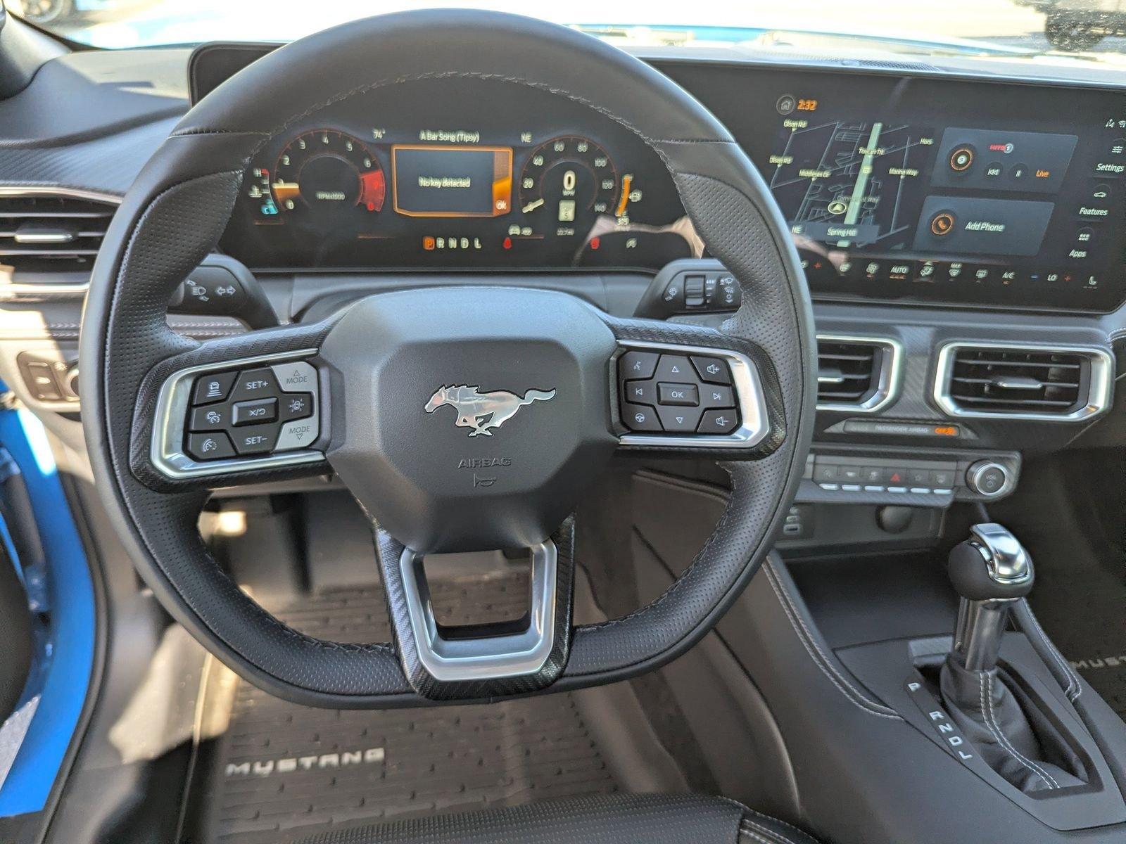 Ford Mustang Ecoboost Premium Rwd Fastback - Thumbnail 11