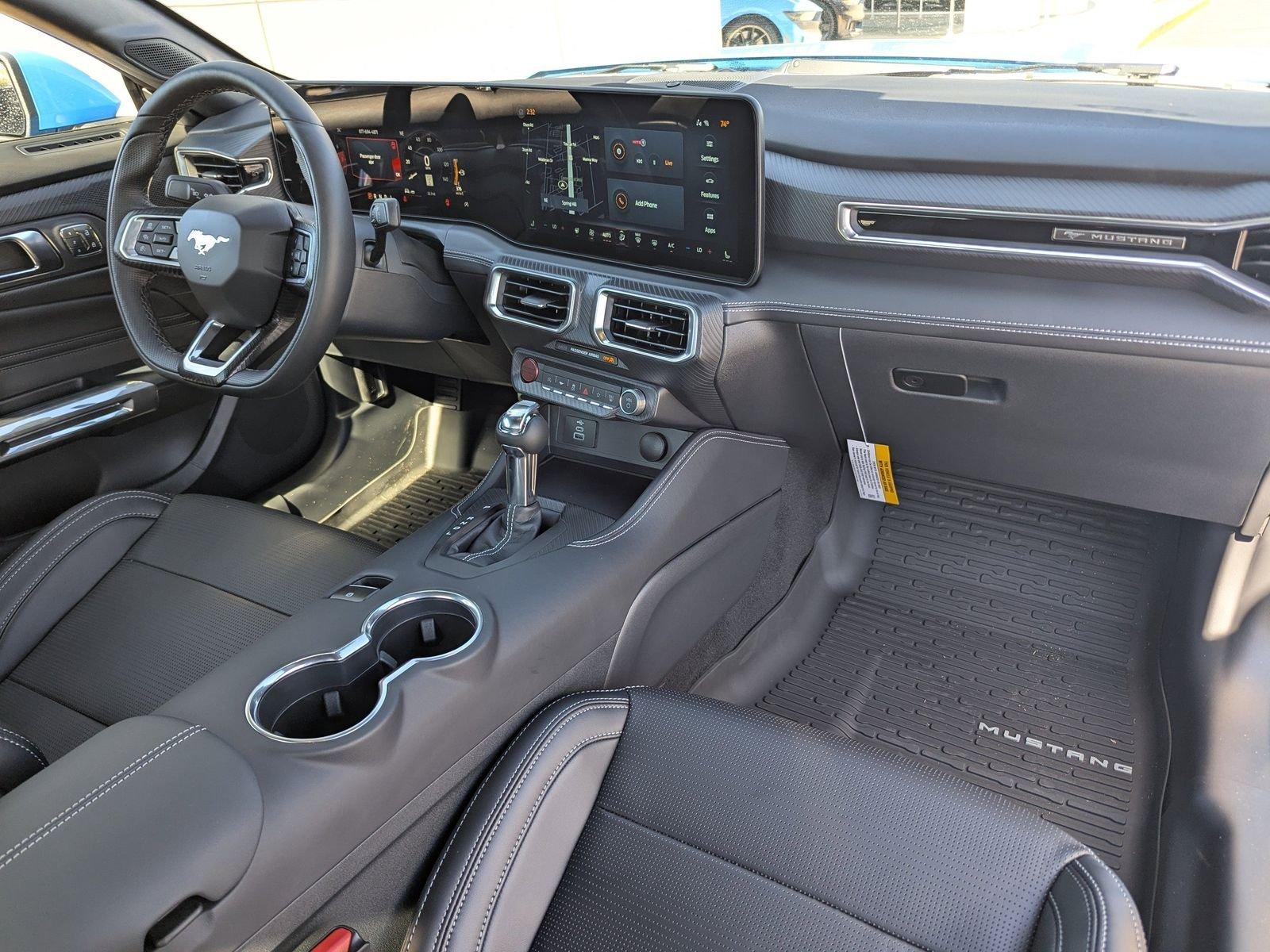 Ford Mustang Ecoboost Premium Rwd Fastback - Thumbnail 9