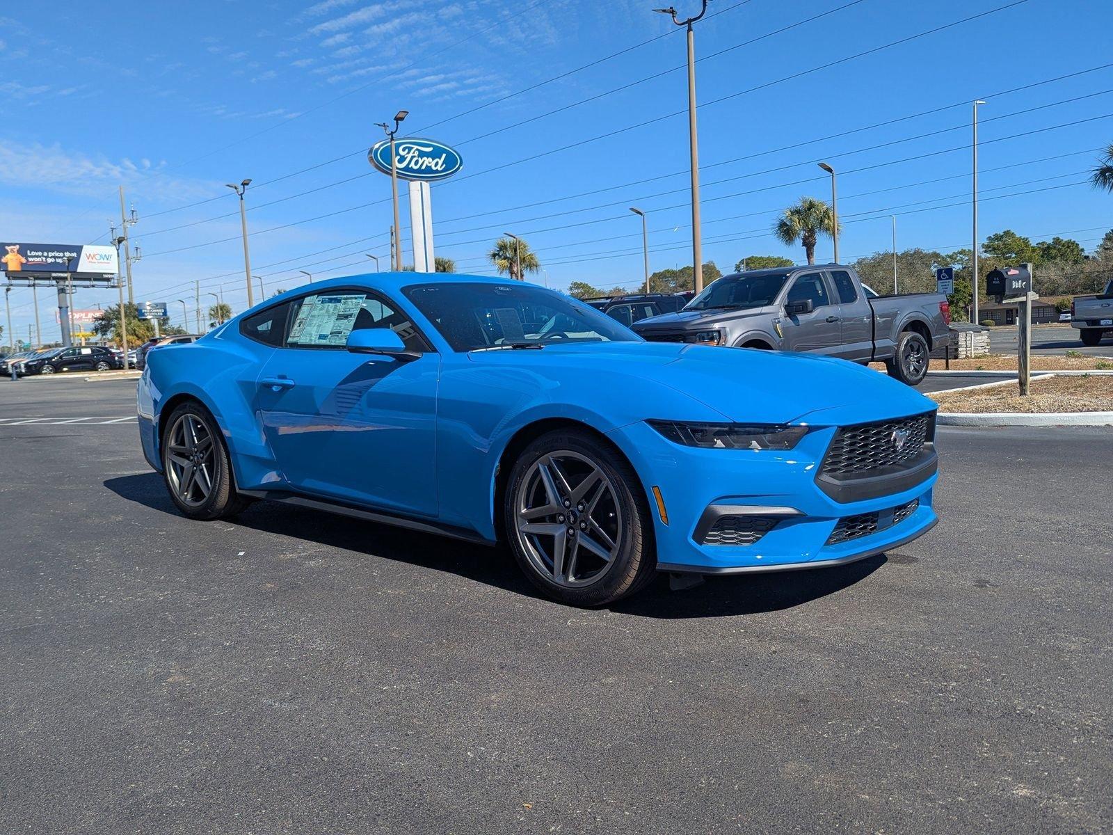 Ford Mustang Ecoboost Premium Rwd Fastback - Thumbnail 3