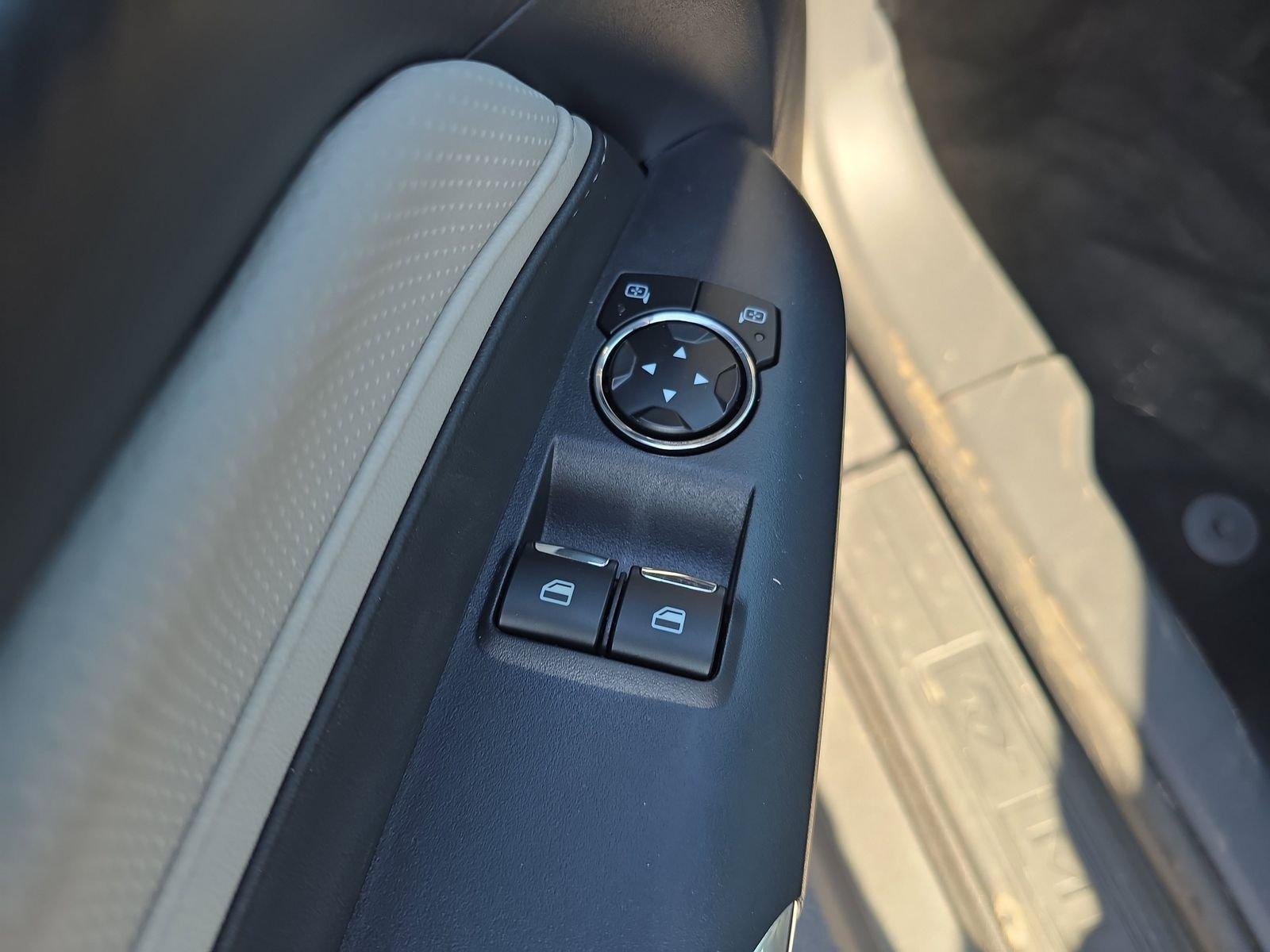 Ford Mustang Ecoboost Premium Rwd Fastback - Thumbnail 12