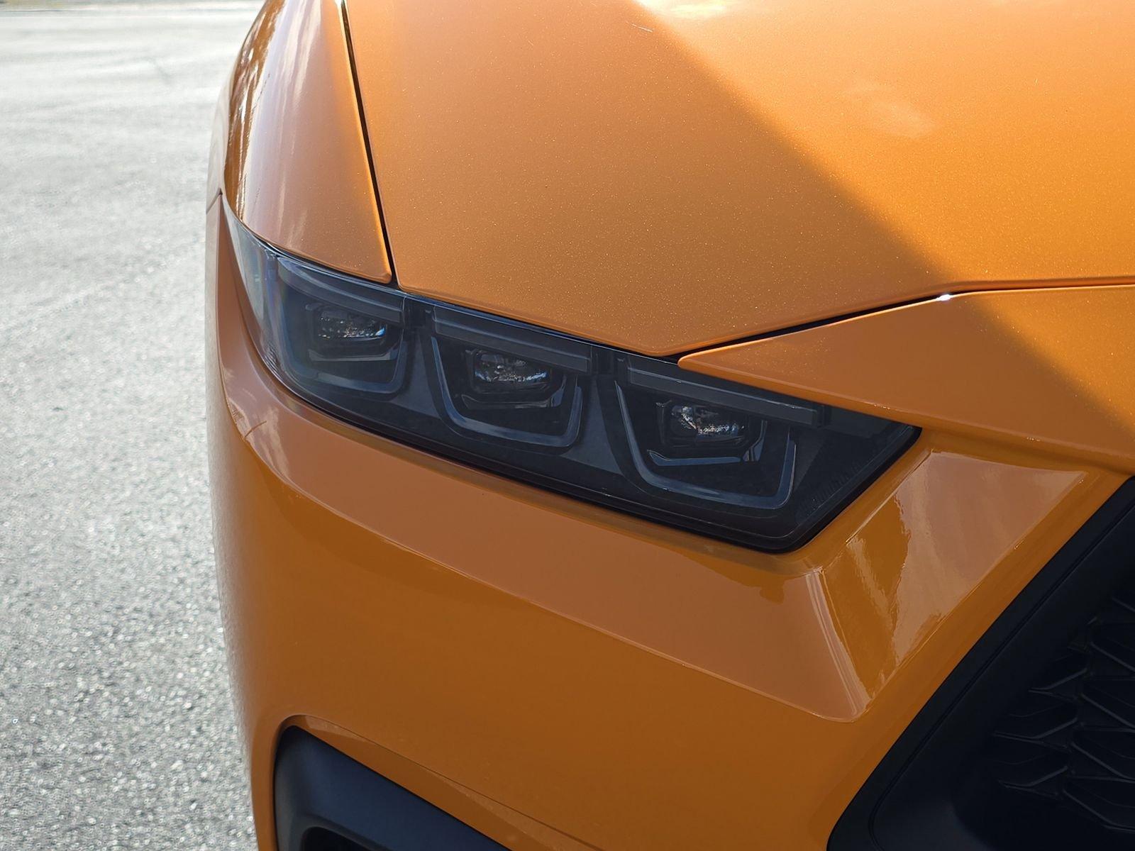 Ford Mustang Ecoboost Premium Rwd Fastback - Thumbnail 8