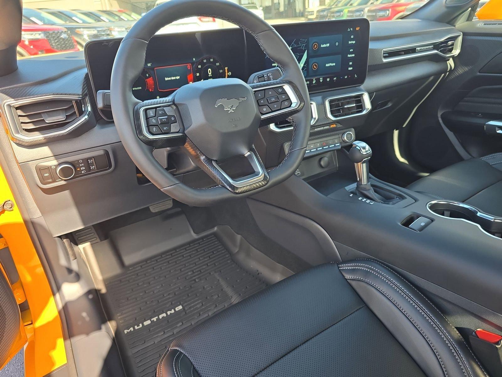 Ford Mustang Ecoboost Premium Rwd Fastback - Thumbnail 10