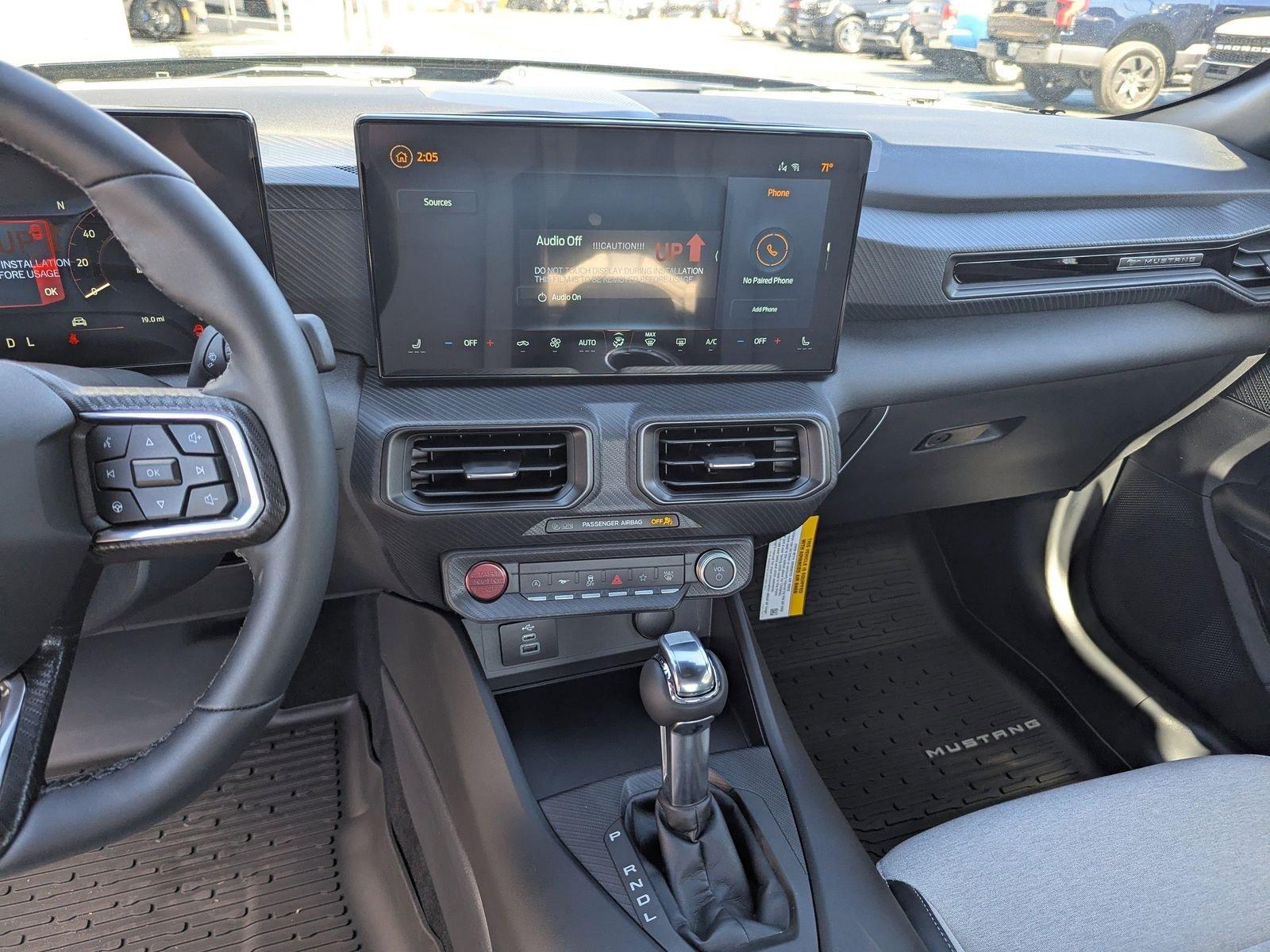 Ford Mustang Ecoboost Rwd Fastback - Thumbnail 12