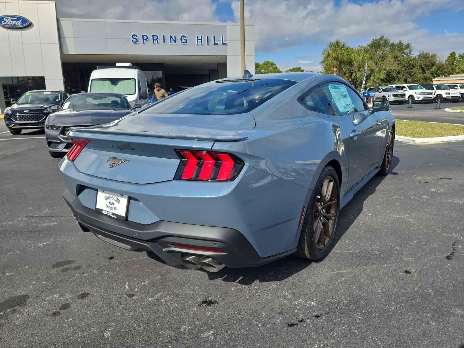 Ford Mustang Ecoboost Premium Rwd Fastback - Thumbnail 5