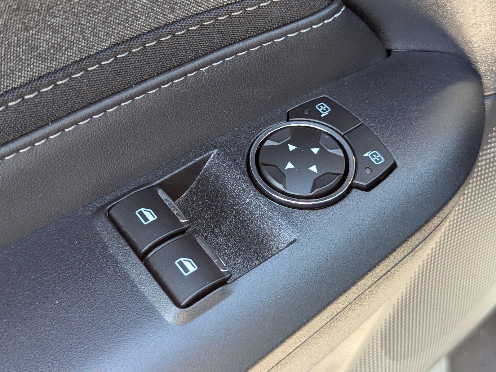 Ford Mustang Ecoboost Rwd Fastback - Thumbnail 16