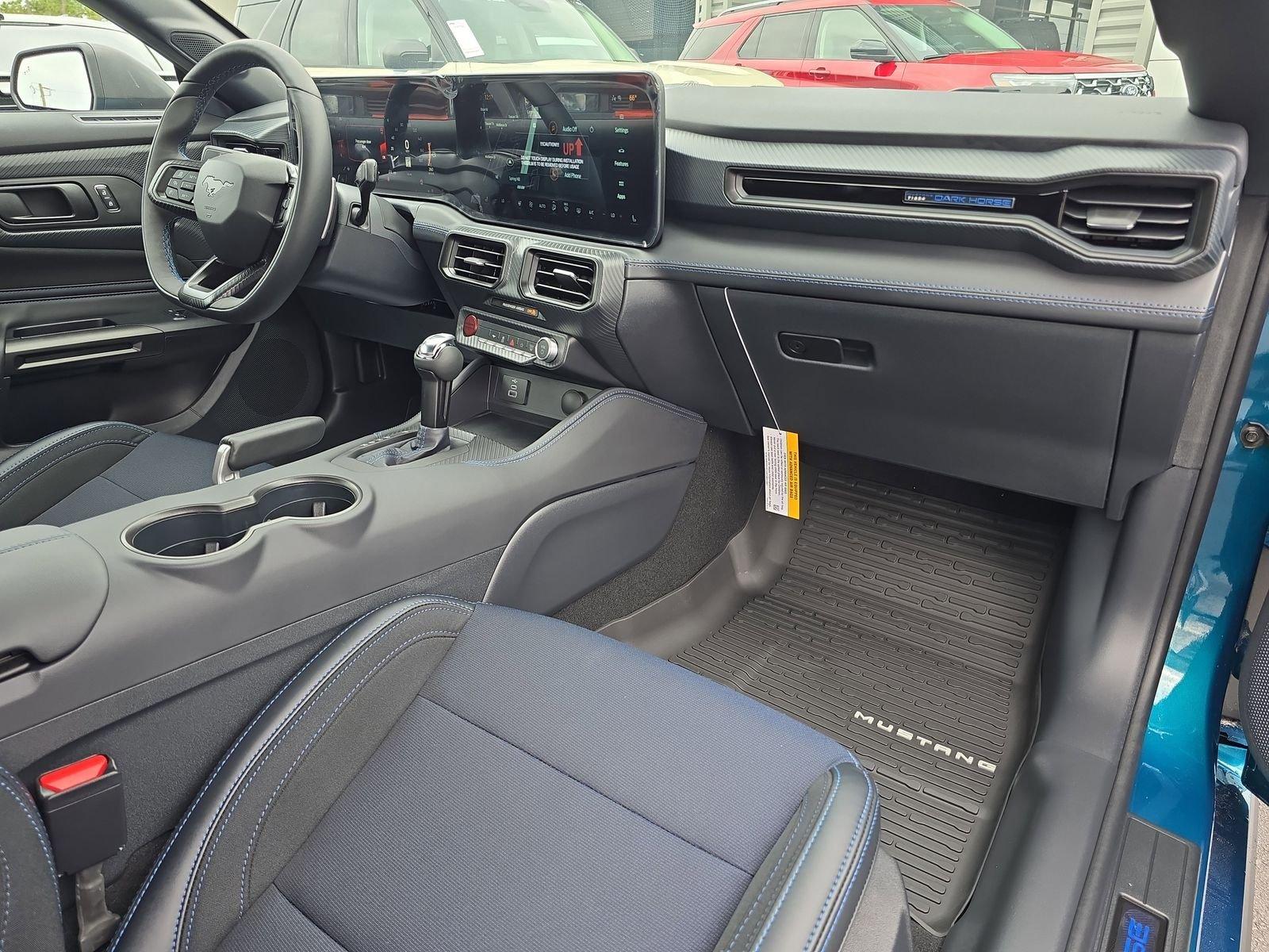 Ford Mustang Dark Horse Rwd Fastback - Thumbnail 9