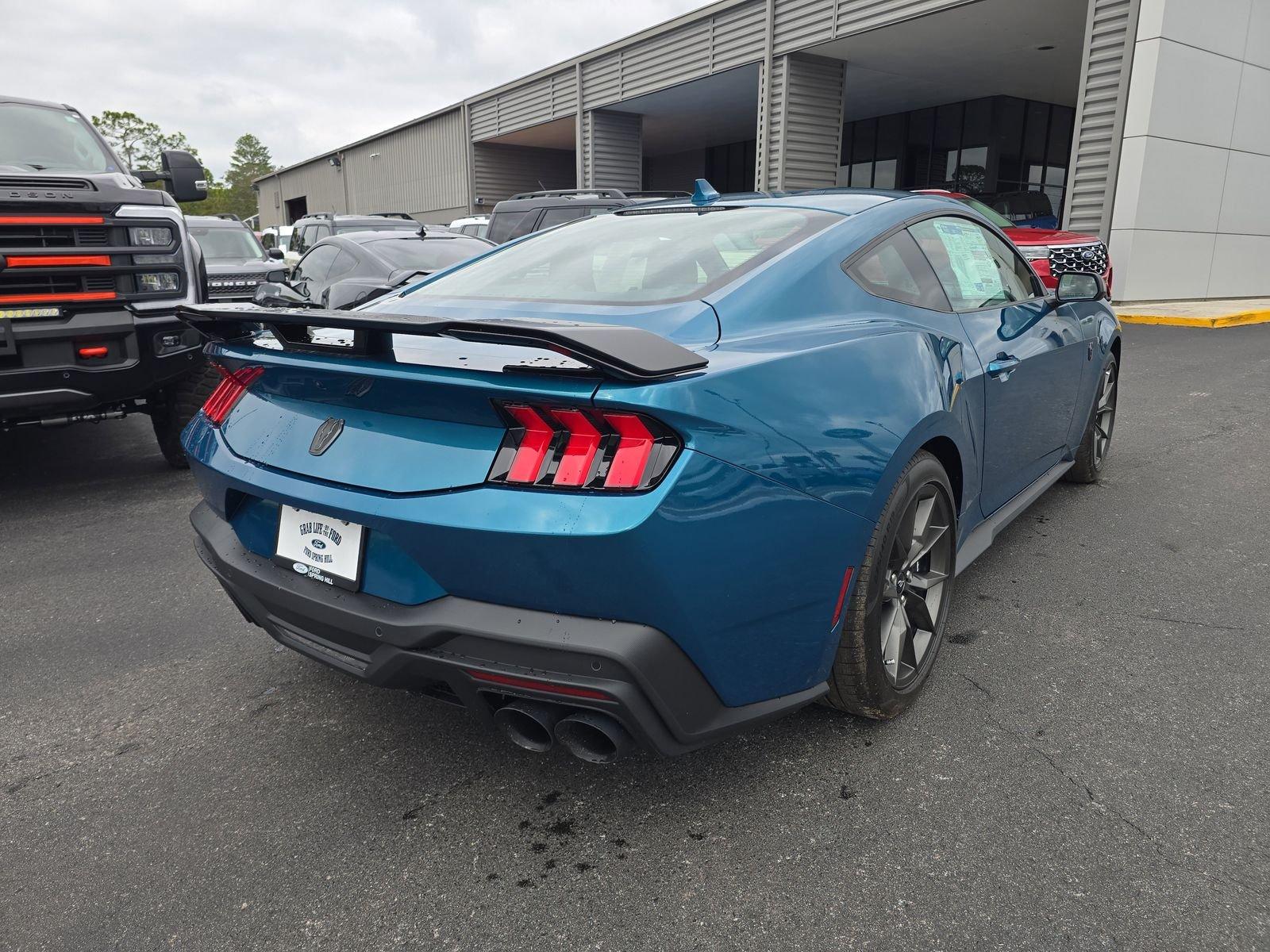 Ford Mustang Dark Horse Rwd Fastback - Thumbnail 5