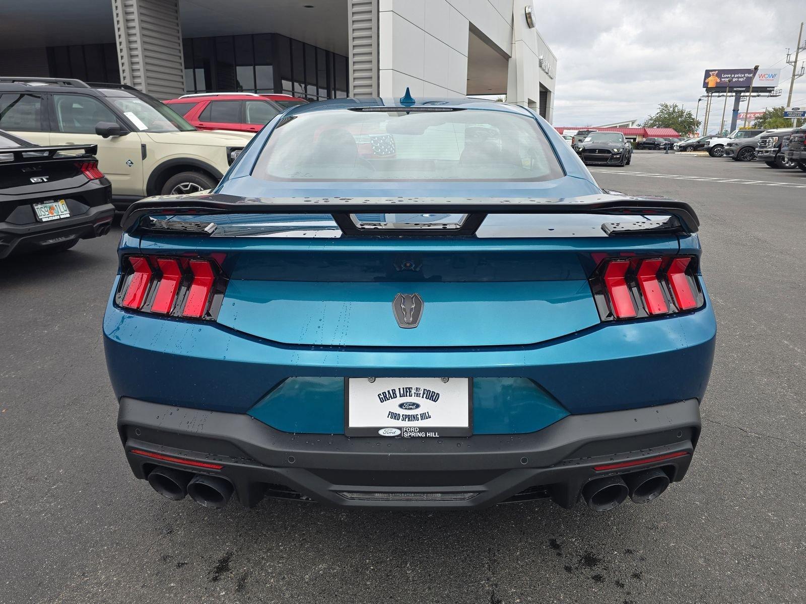 Ford Mustang Dark Horse Rwd Fastback - Thumbnail 6