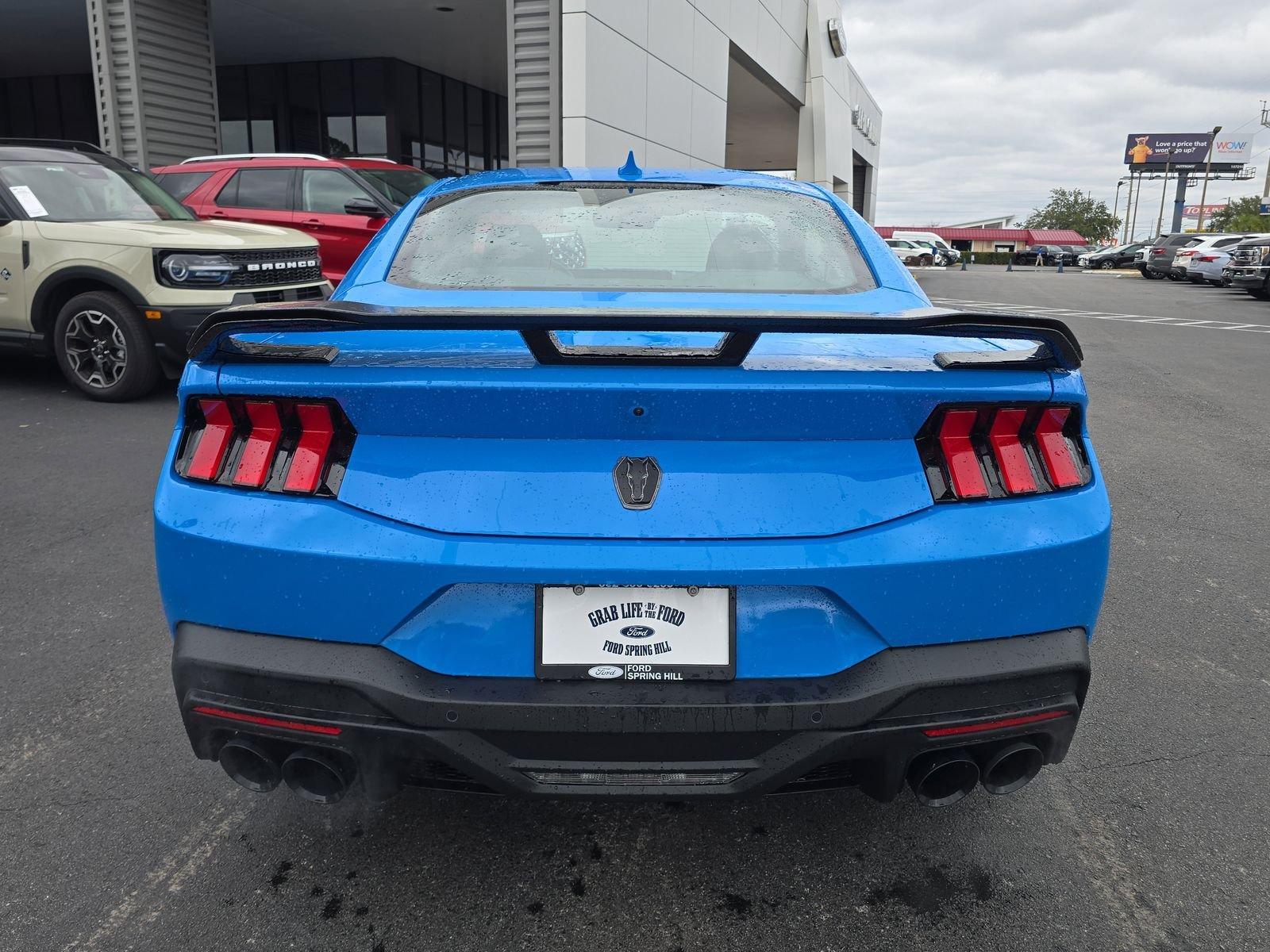 Ford Mustang Dark Horse Rwd Fastback - Thumbnail 6