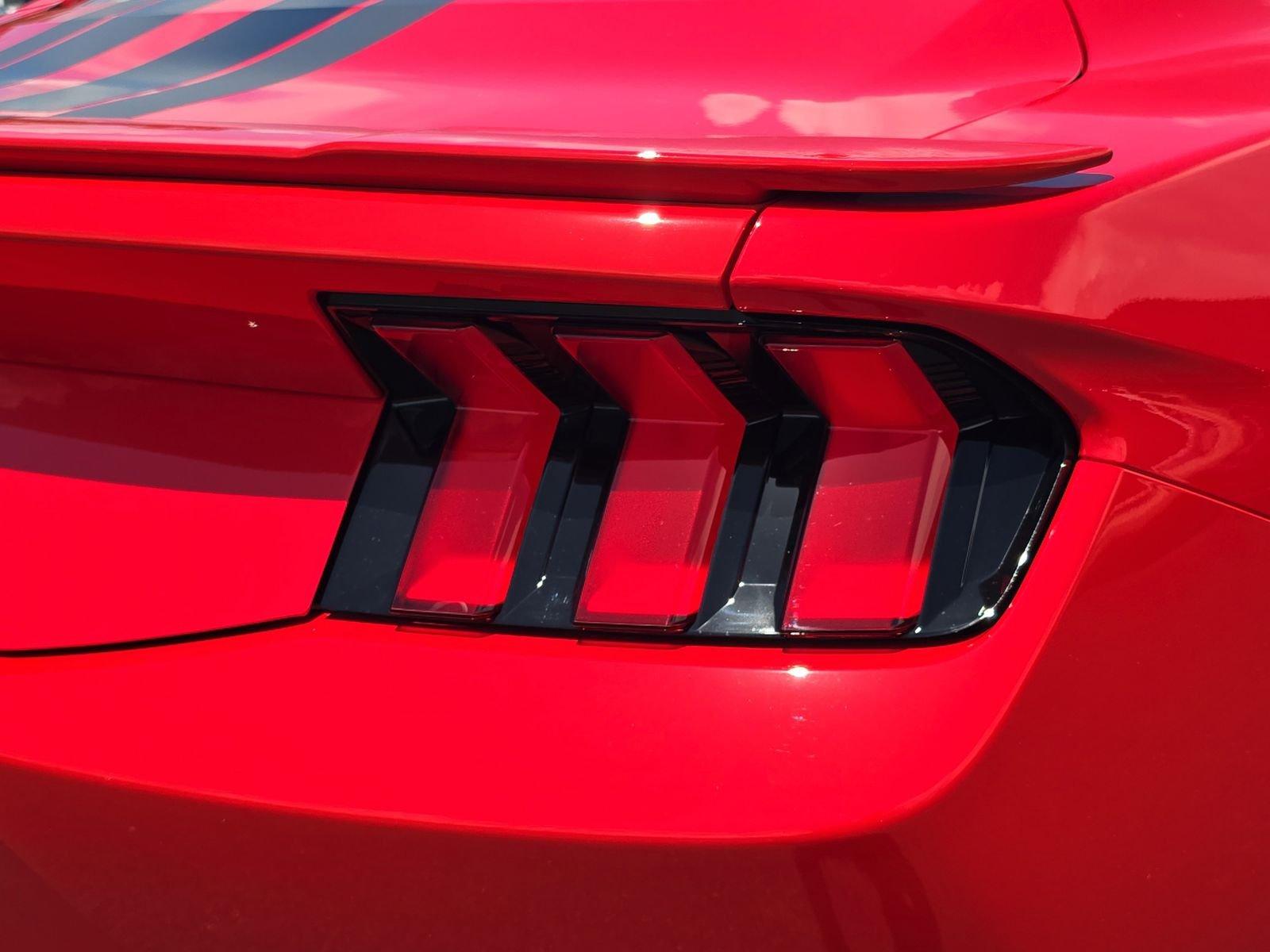 Ford Mustang Gt Rwd Fastback - Thumbnail 7