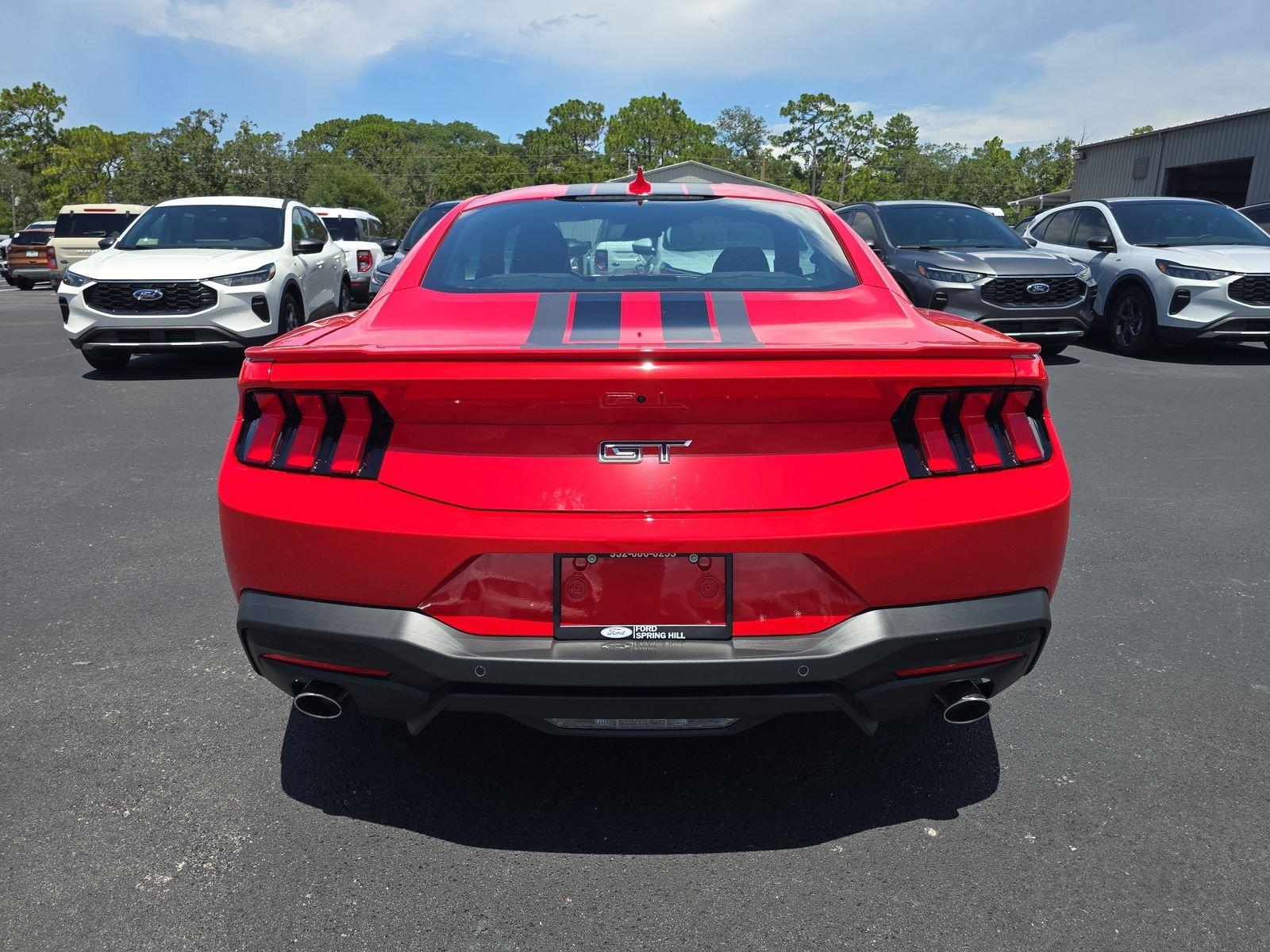 Ford Mustang Gt Rwd Fastback - Thumbnail 6