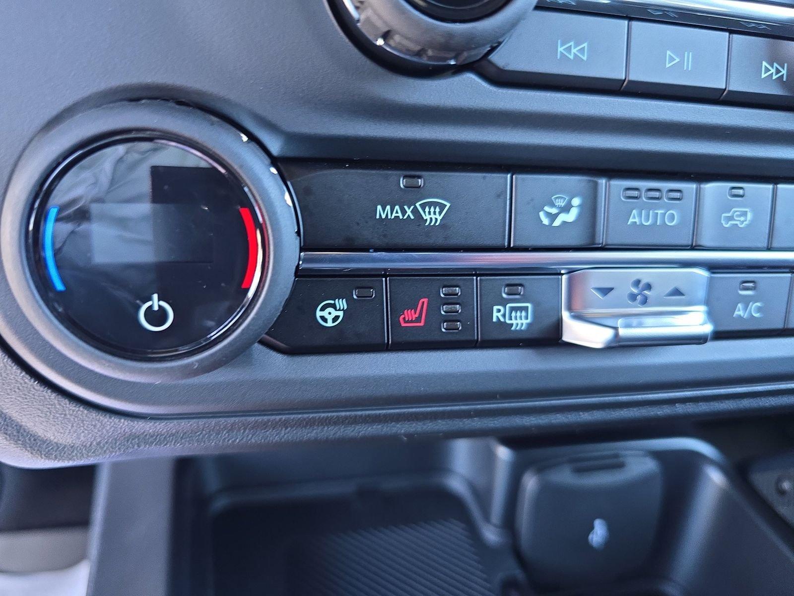 Ford Bronco Outer Banks 4Wd 4 Door - Thumbnail 18