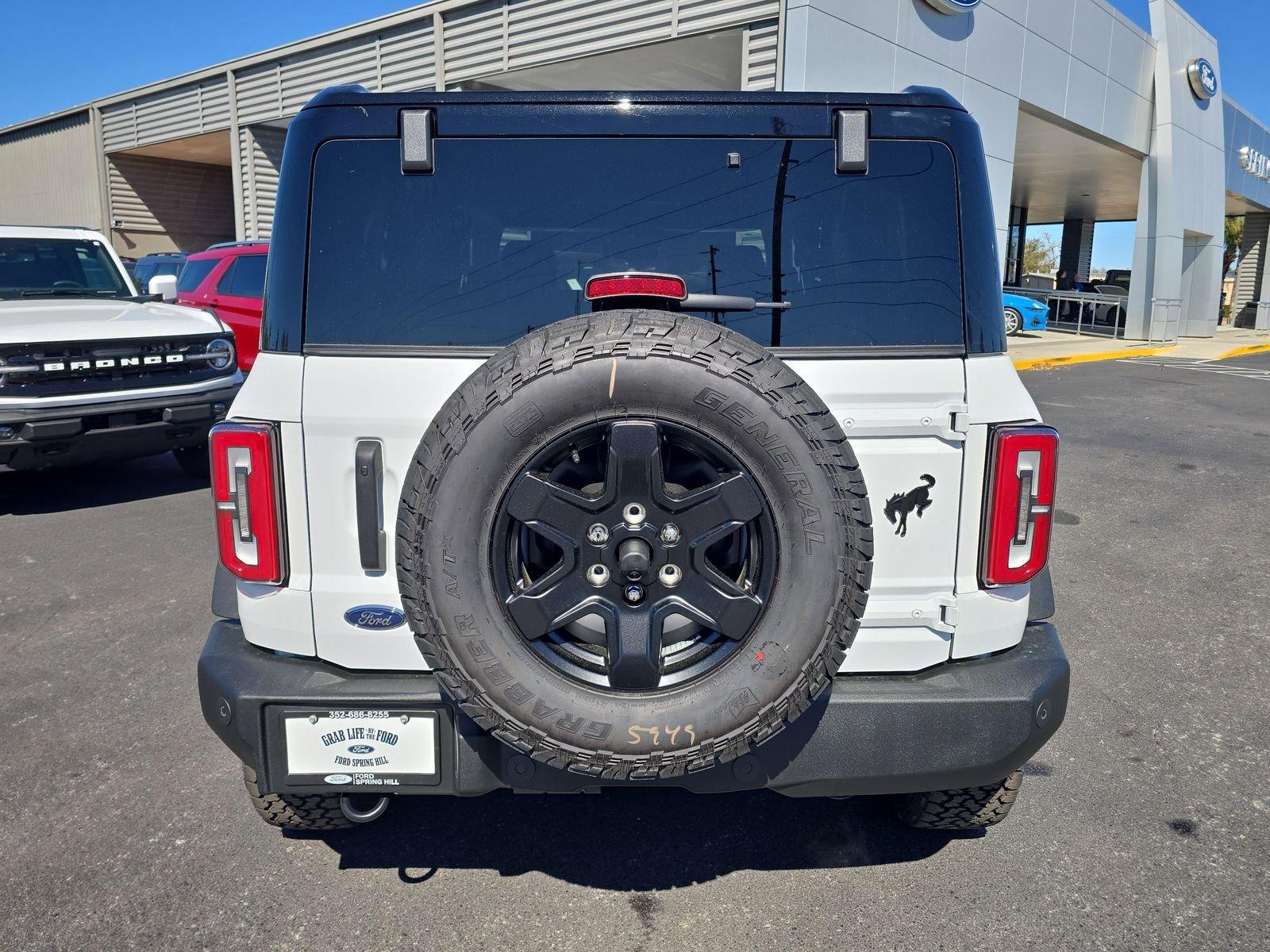 Ford Bronco Outer Banks 4Wd 4 Door - Thumbnail 6