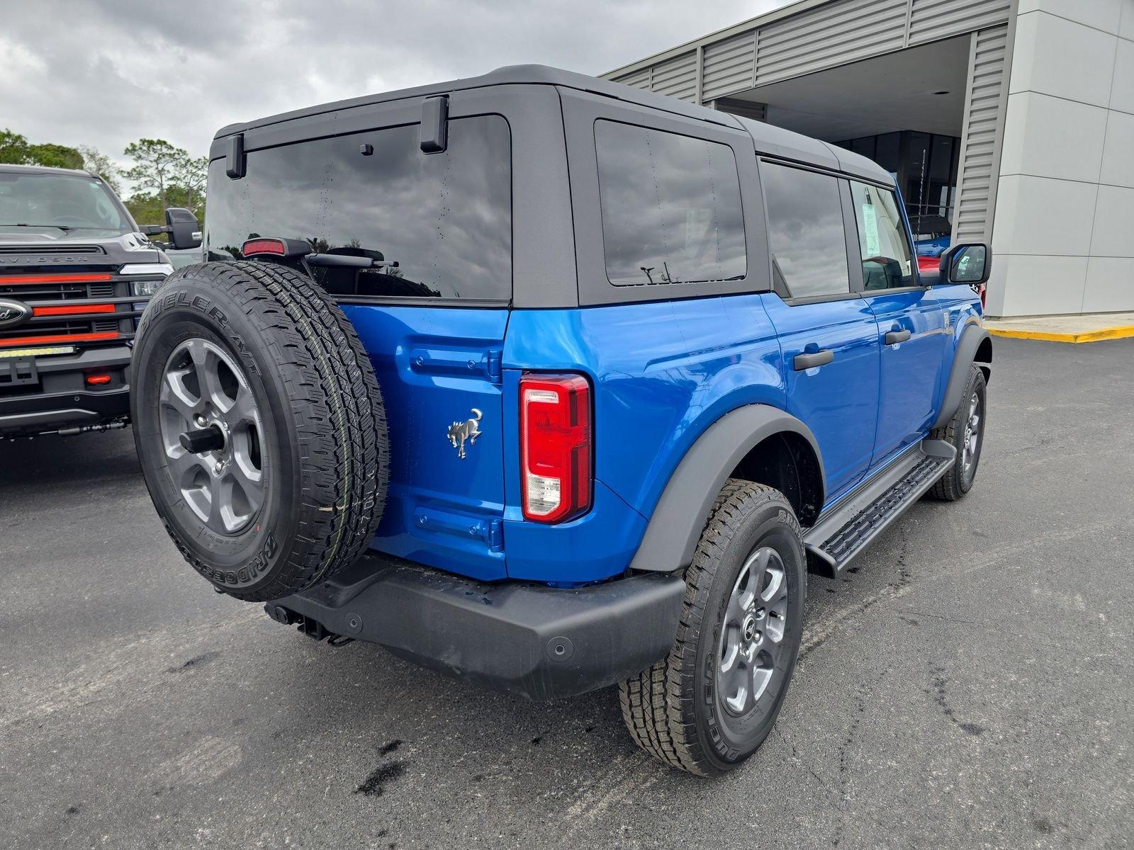 Ford Bronco Big Bend 4Wd 4 Door - Thumbnail 5