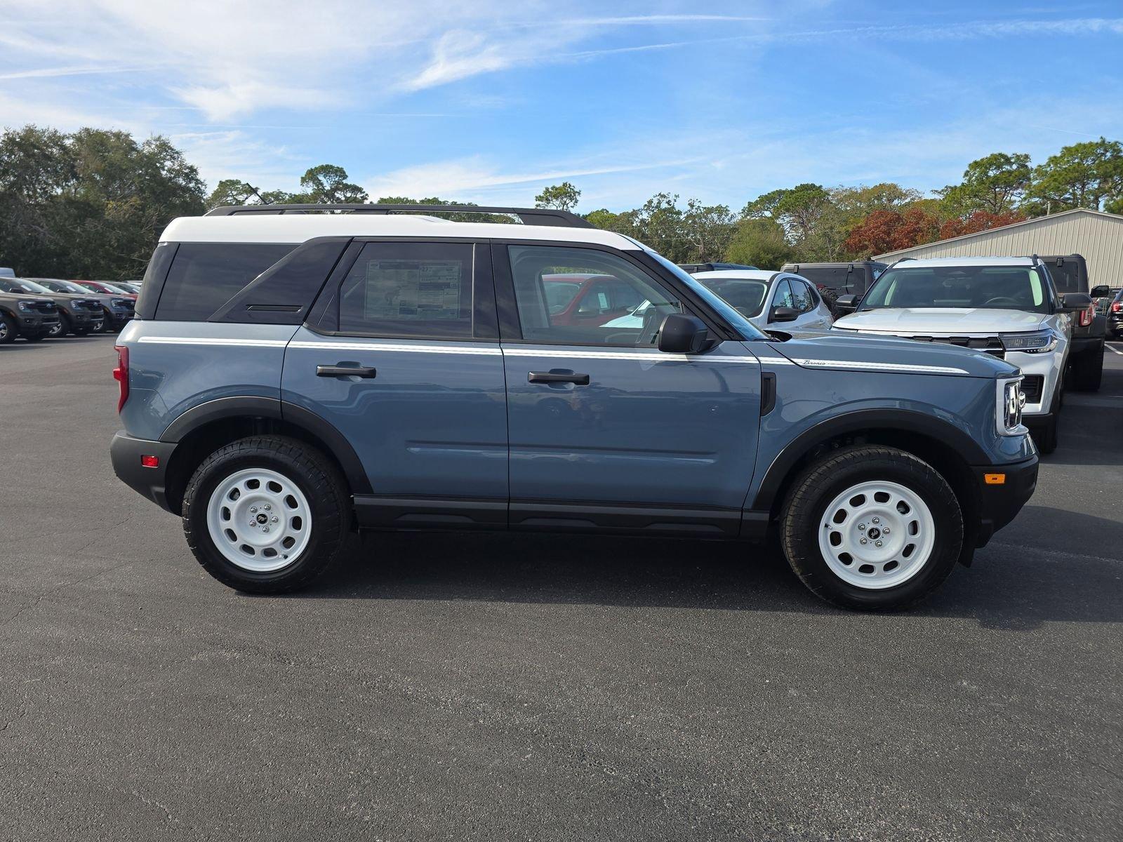 Ford Bronco Sport Heritage 4Wd 5 Door Suv, Suv & Crossovers - Thumbnail 4