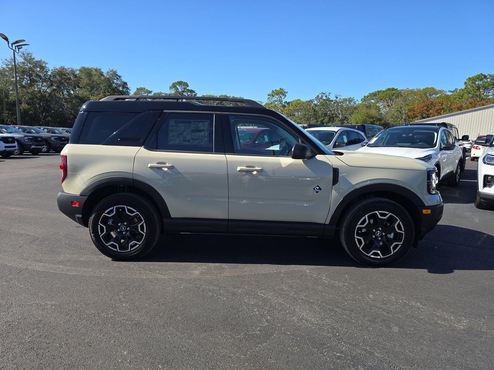 Ford Bronco Sport Outer Banks 4Wd 5 Door Suv, Suv & Crossovers - Thumbnail 4