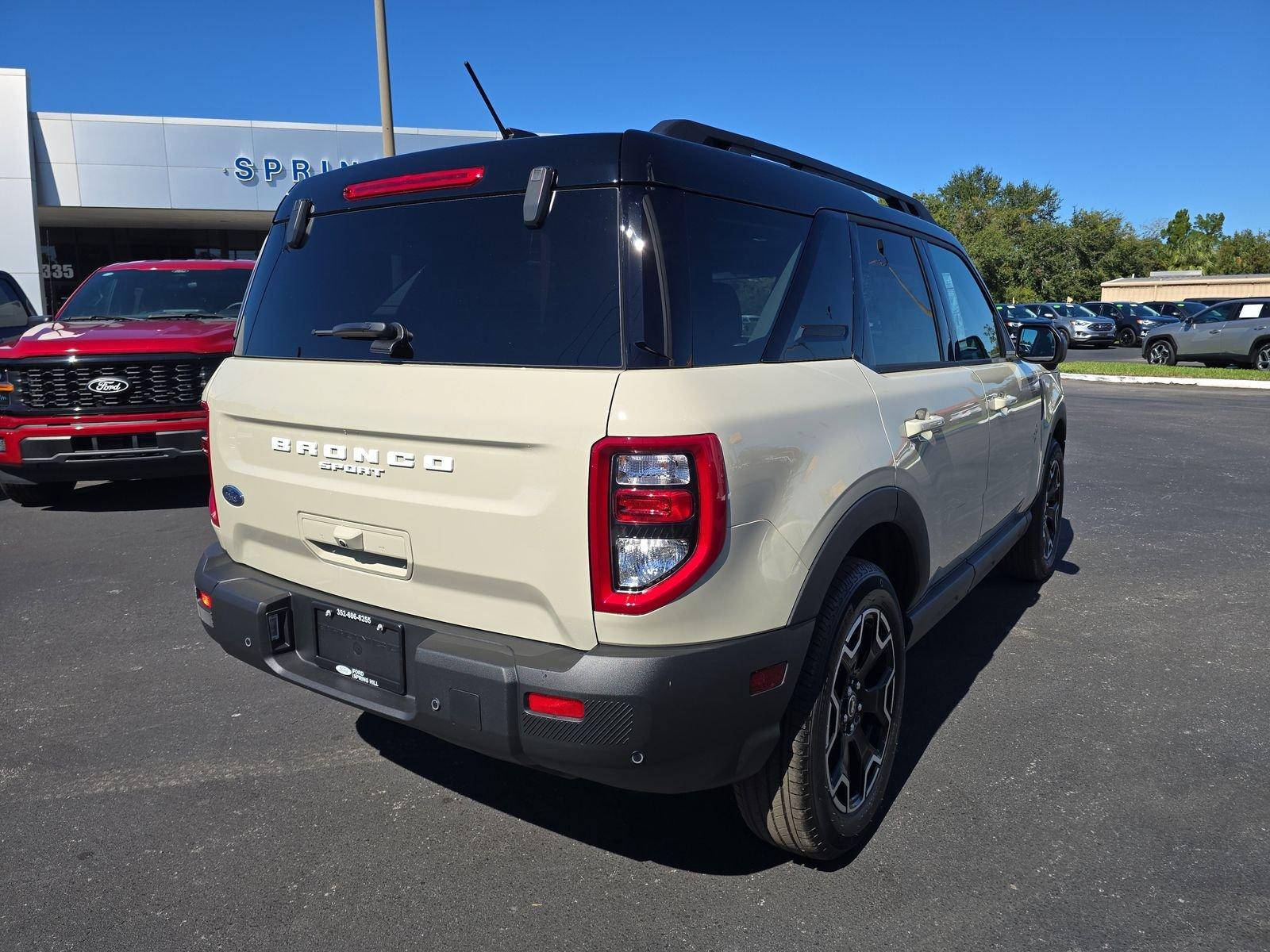 Ford Bronco Sport Outer Banks 4Wd 5 Door Suv, Suv & Crossovers - Thumbnail 5