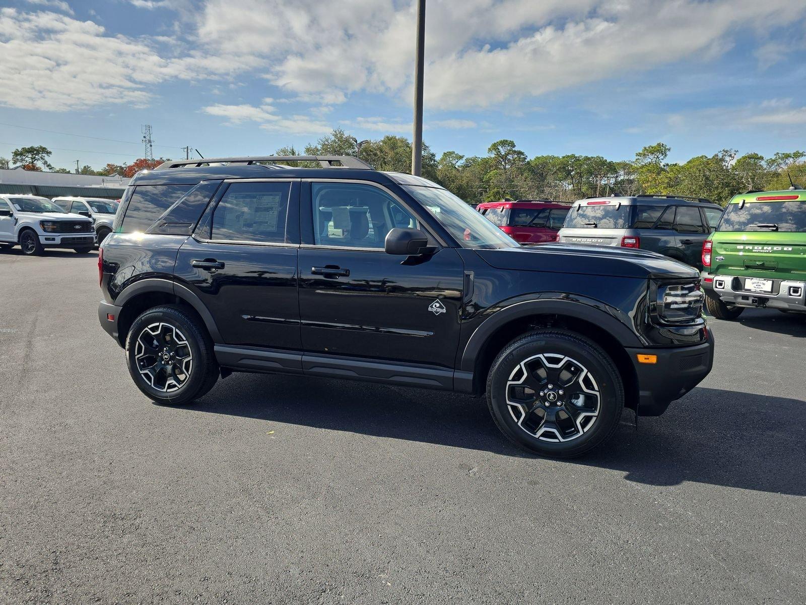 Ford Bronco Sport Outer Banks 4Wd 5 Door Suv, Suv & Crossovers - Thumbnail 3