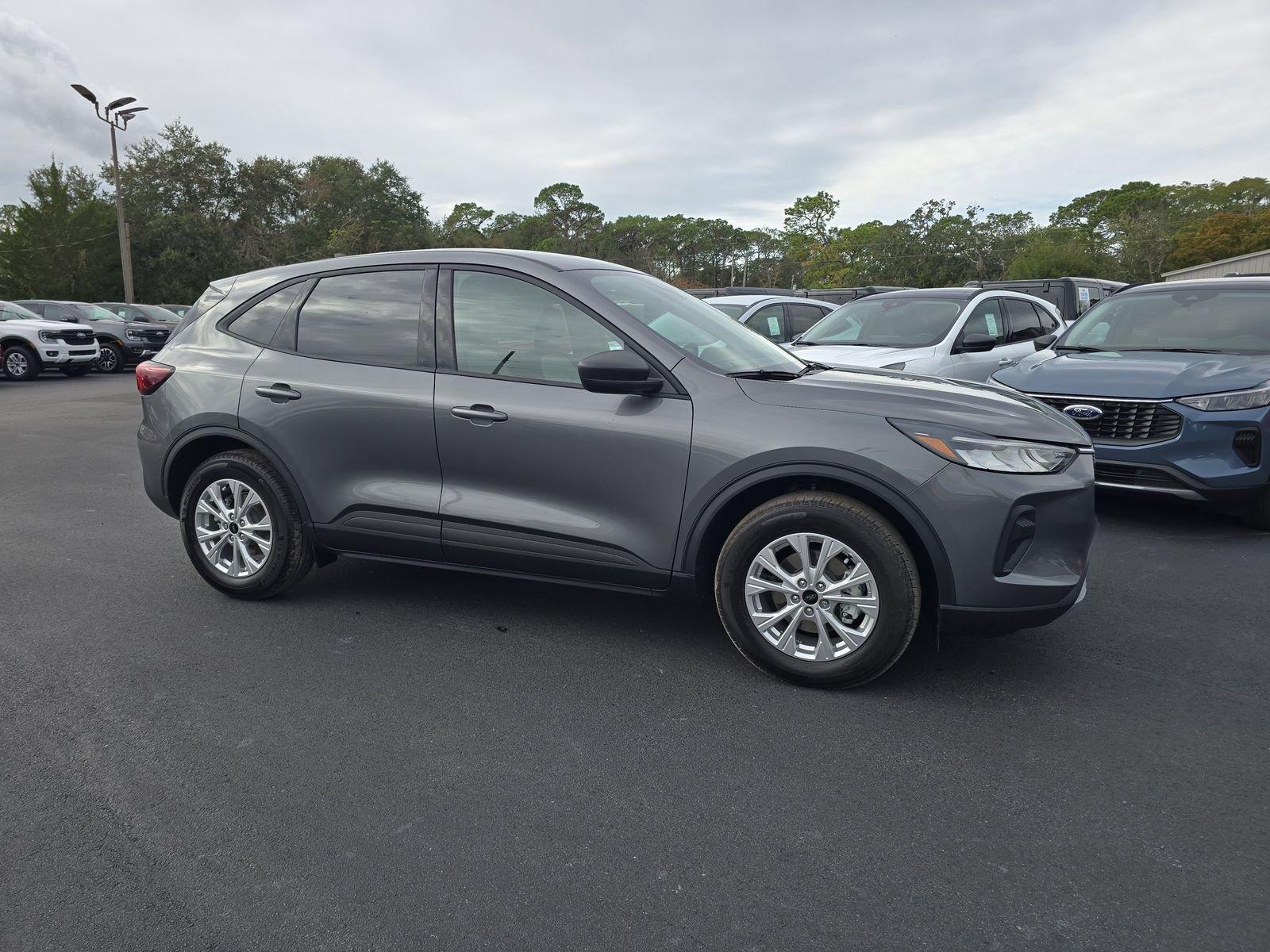 Ford Escape Active Fwd 4D Sport Utility - Thumbnail 3