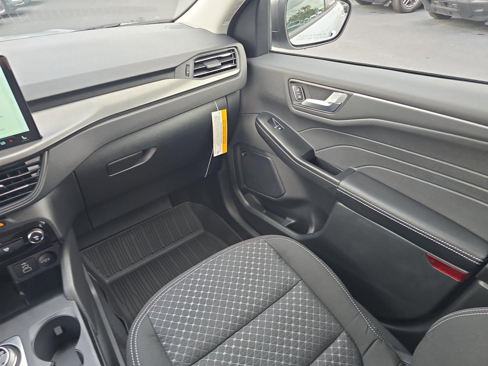 Ford Escape Active Fwd 4D Sport Utility - Thumbnail 12