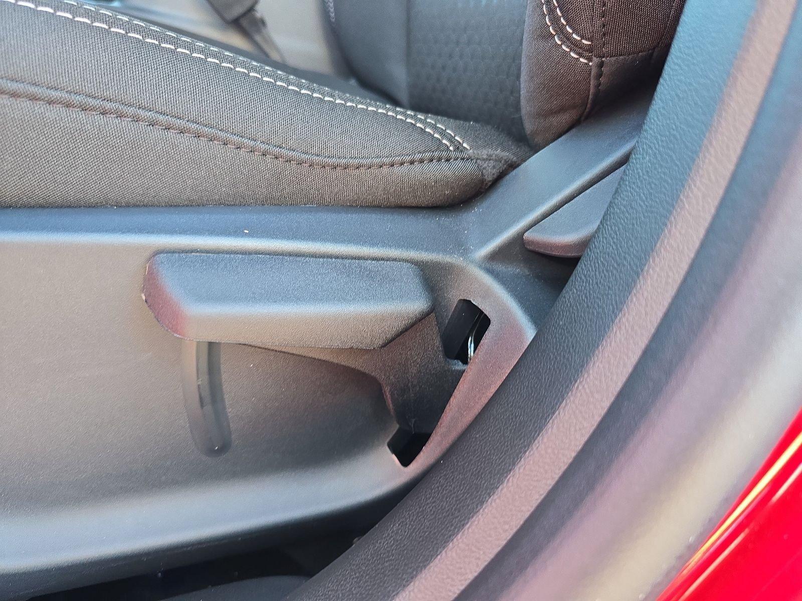 Ford Escape Active Fwd 4D Sport Utility - Thumbnail 16