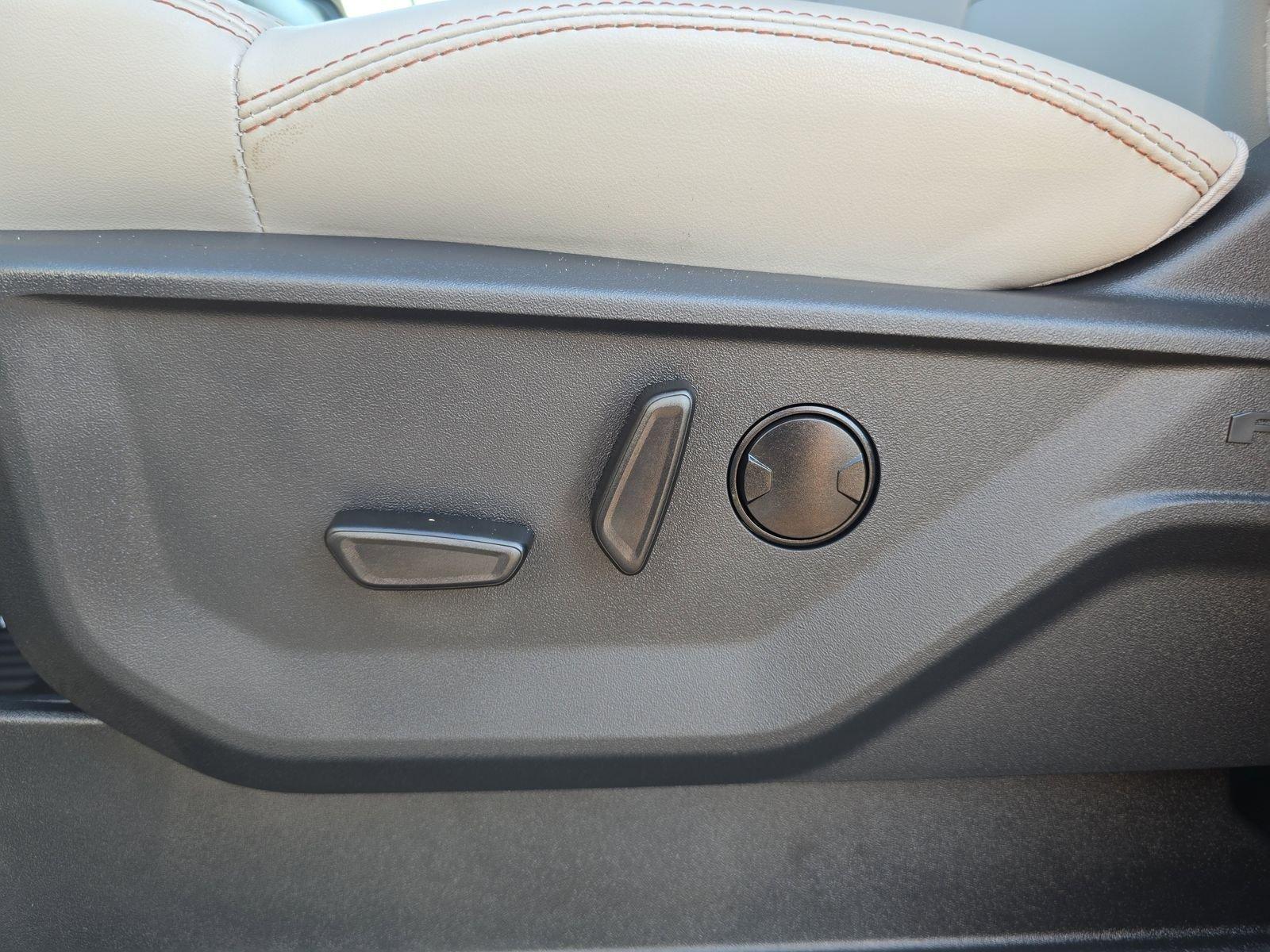 Ford Expedition Active 4X2 Regular - Thumbnail 16