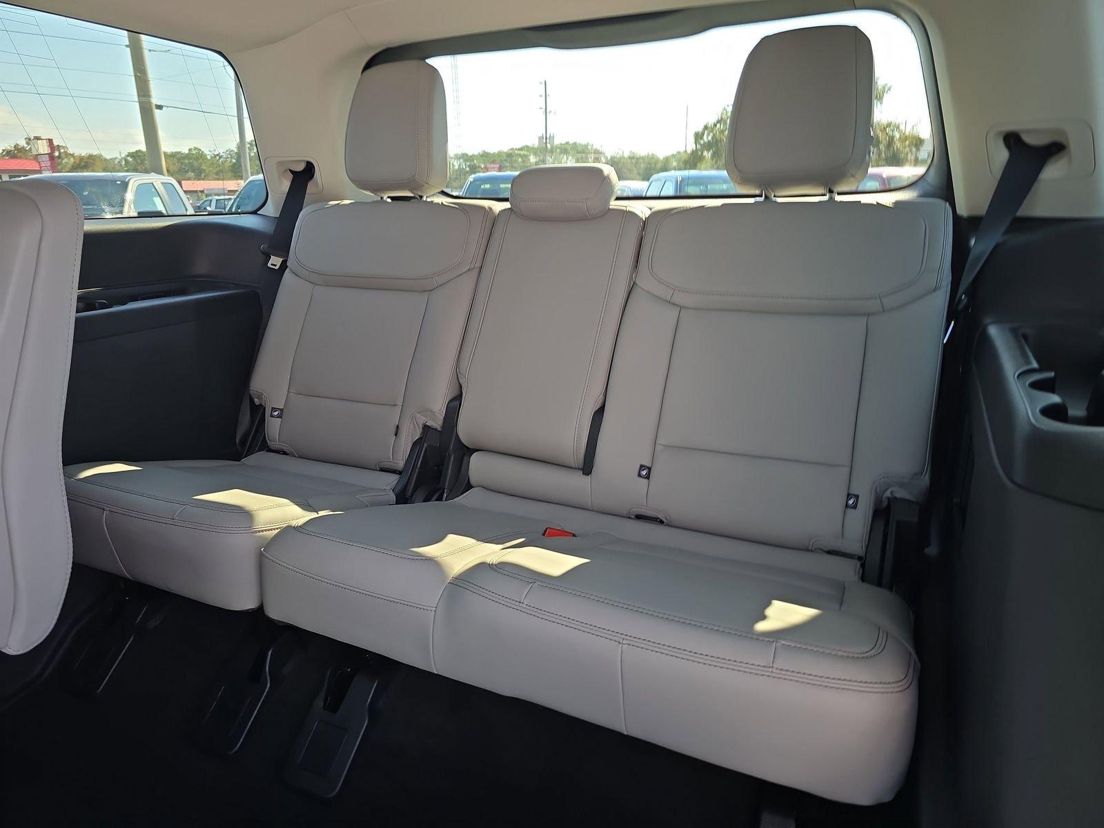 Ford Expedition Active 4X2 Regular - Thumbnail 13