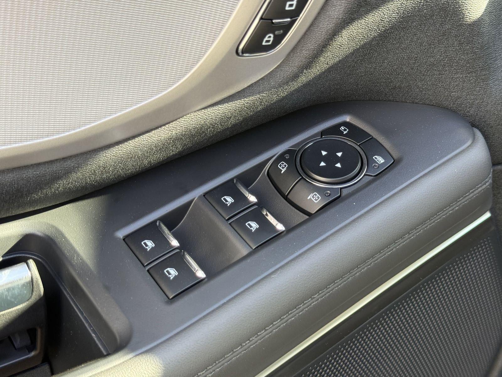 Ford Expedition Active 4X2 Regular - Thumbnail 17